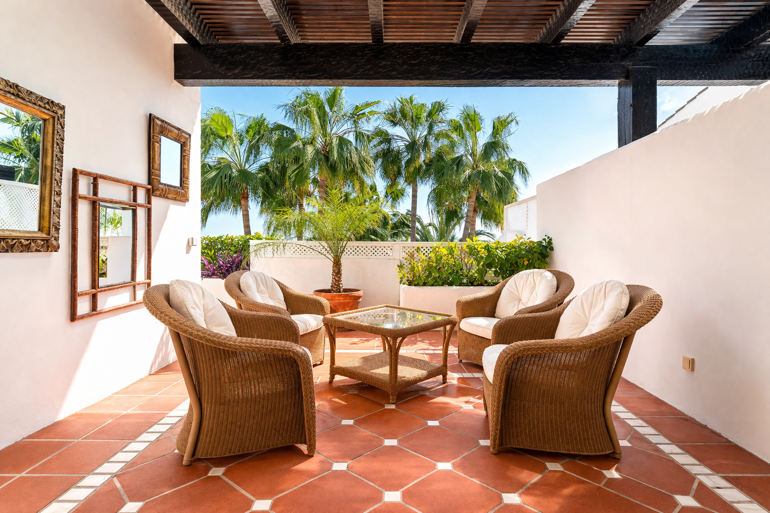 Duplex Penthouse in Marina Puente Romano, Marbella