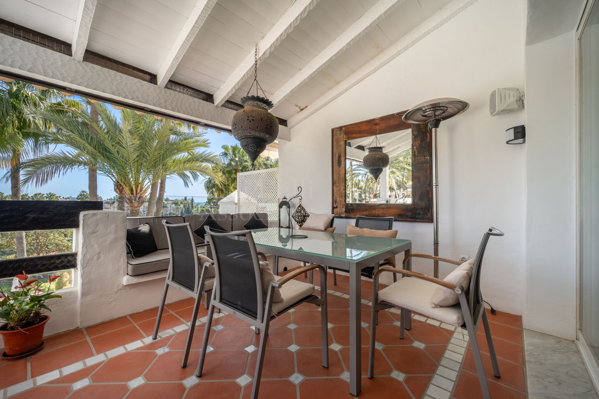 Duplex Penthouse in Marina Puente Romano, Marbella