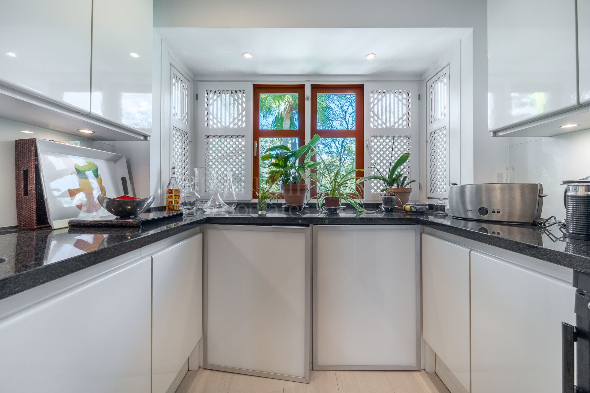 Duplex Penthouse in Marina Puente Romano, Marbella