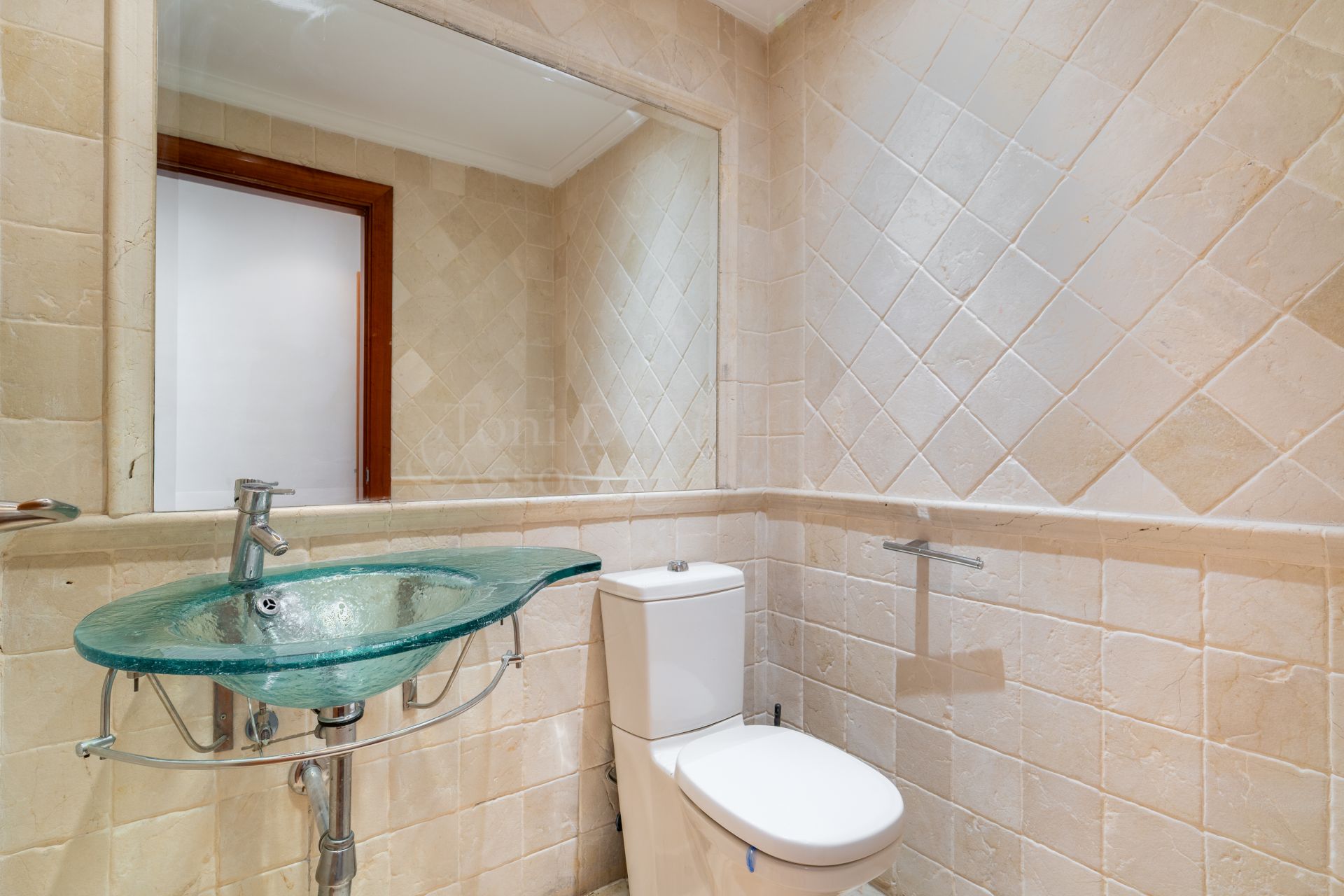 Apartment in El Embrujo Banús, Marbella