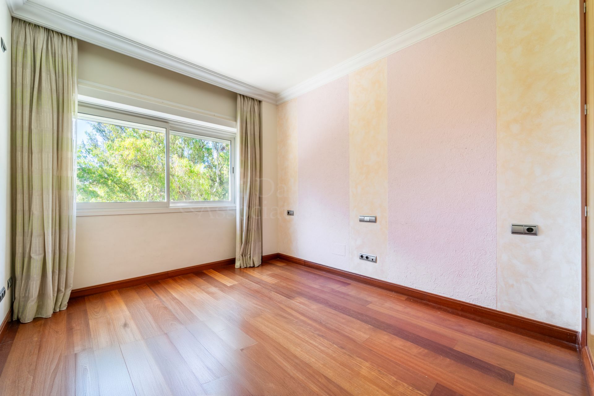 Apartment in El Embrujo Banús, Marbella