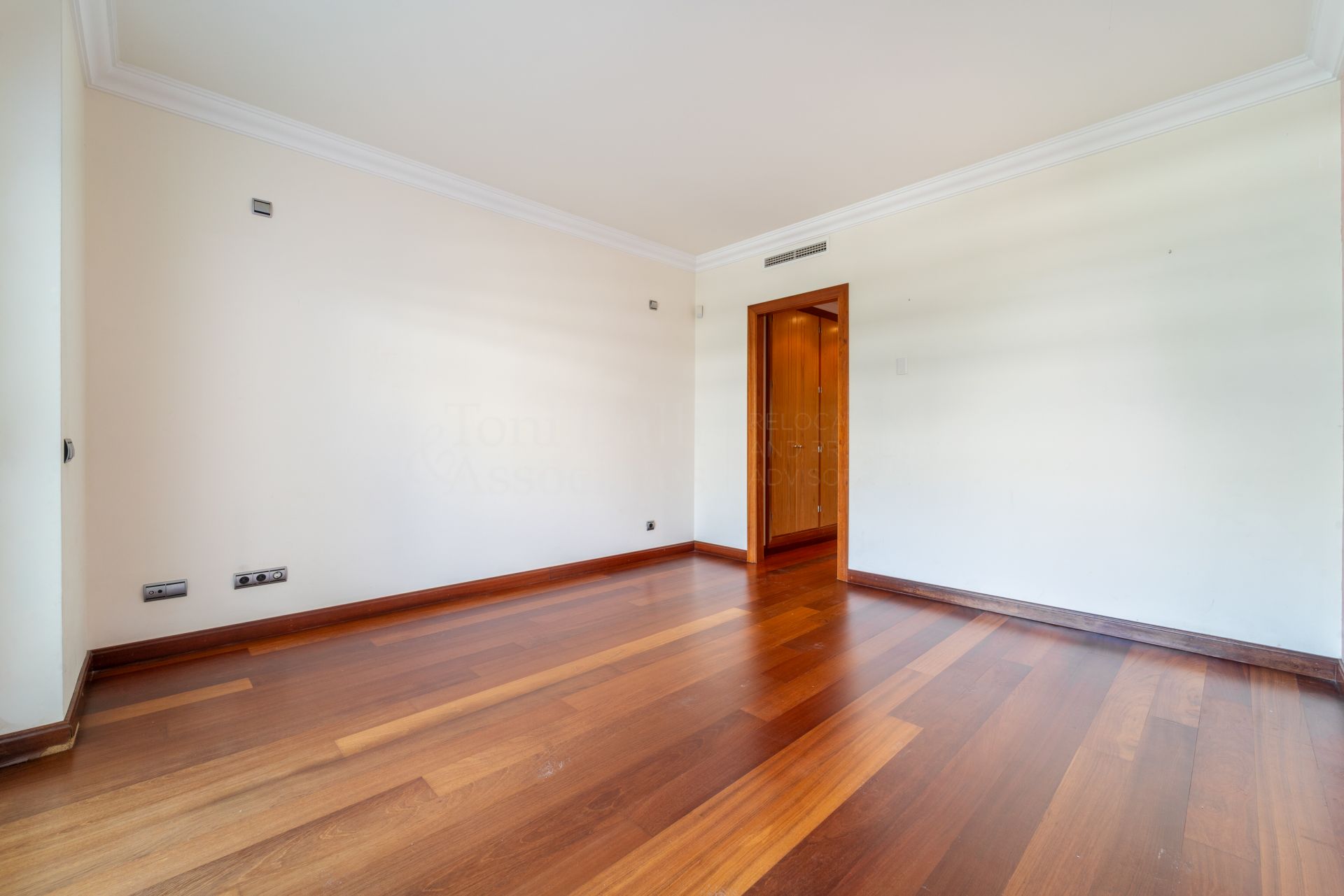 Apartment in El Embrujo Banús, Marbella