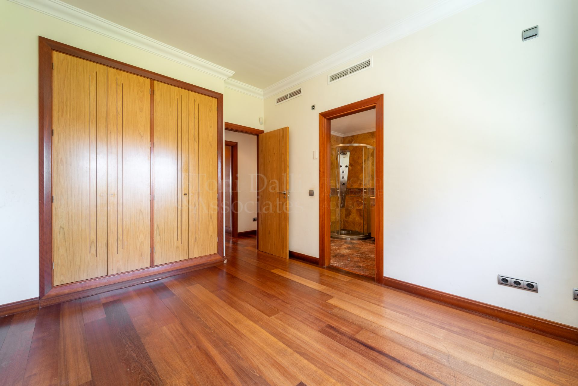 Apartment in El Embrujo Banús, Marbella