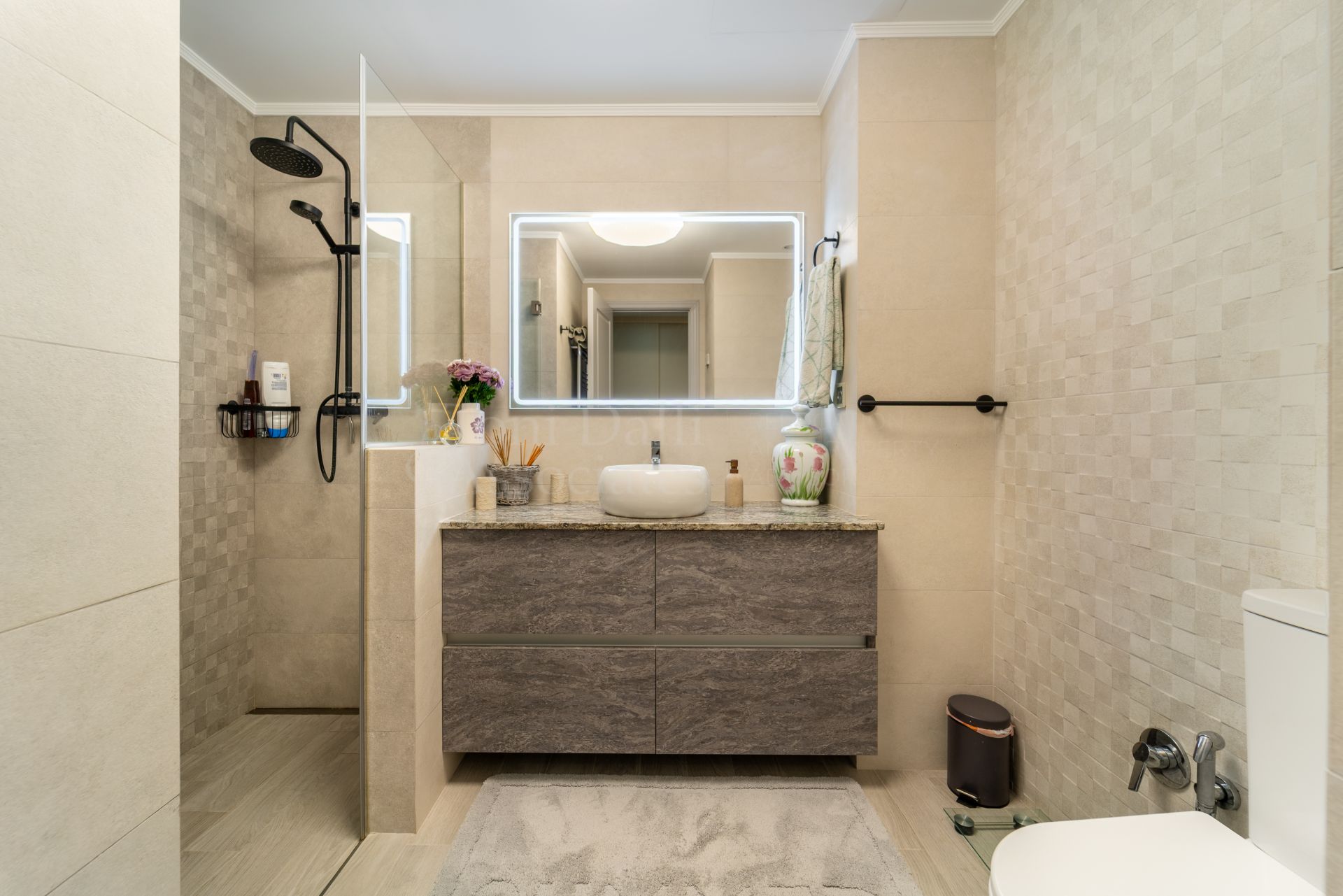Penthouse in Elviria Hills, Marbella