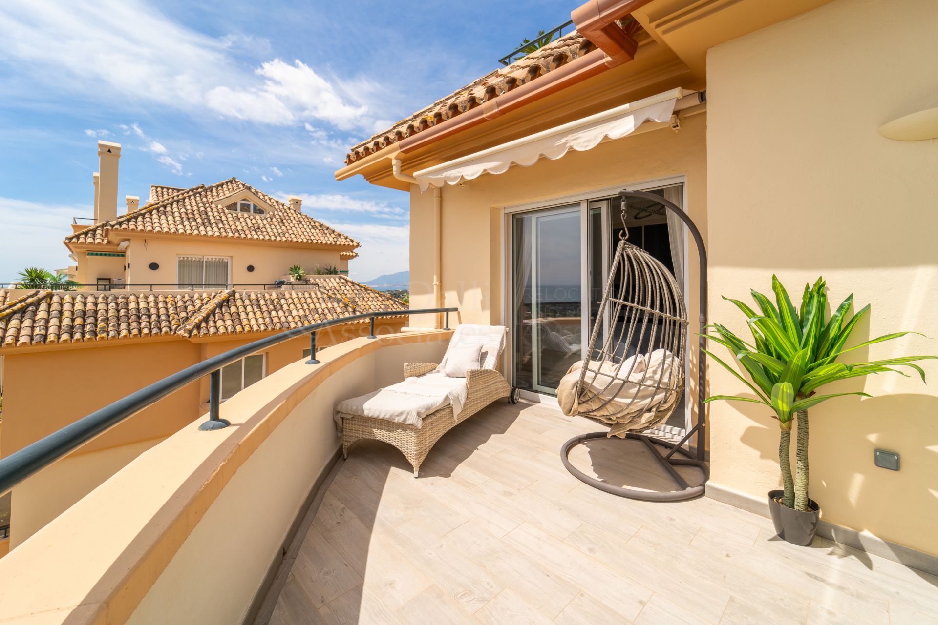 Penthouse in Elviria Hills, Marbella