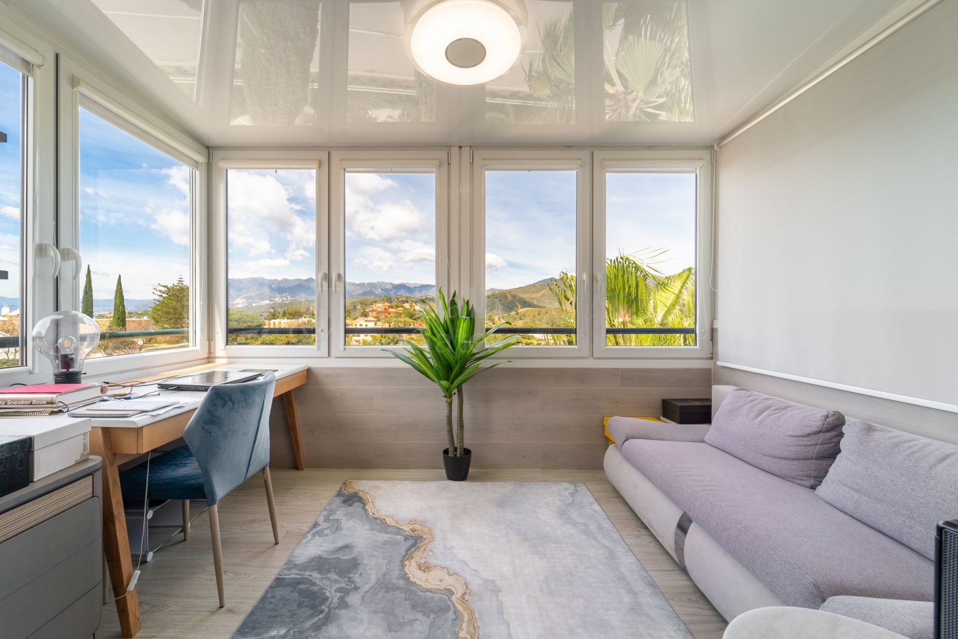 Penthouse in Elviria Hills, Marbella