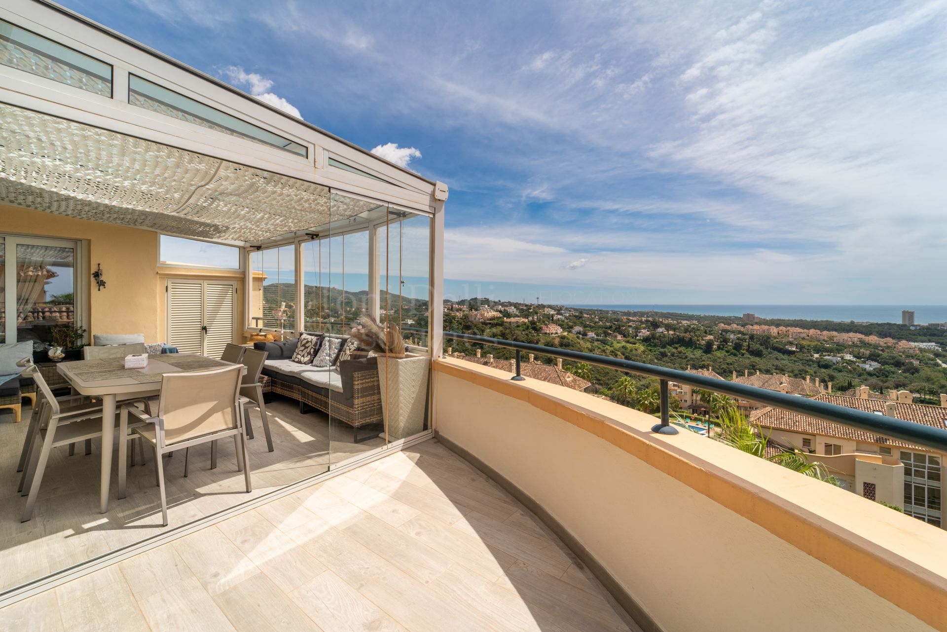 Penthouse in Elviria Hills, Marbella