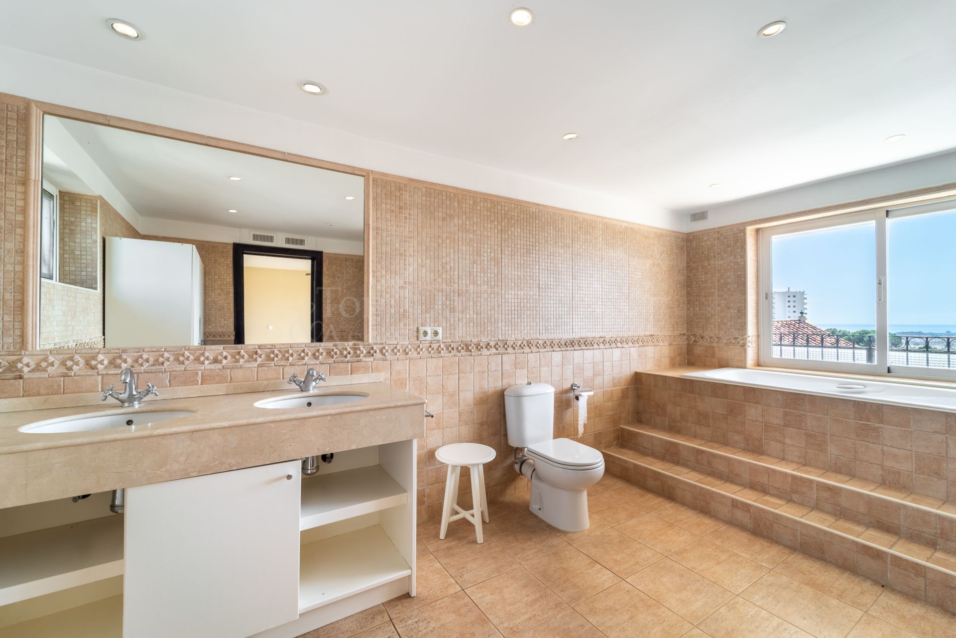 Villa in Nueva Andalucia, Marbella