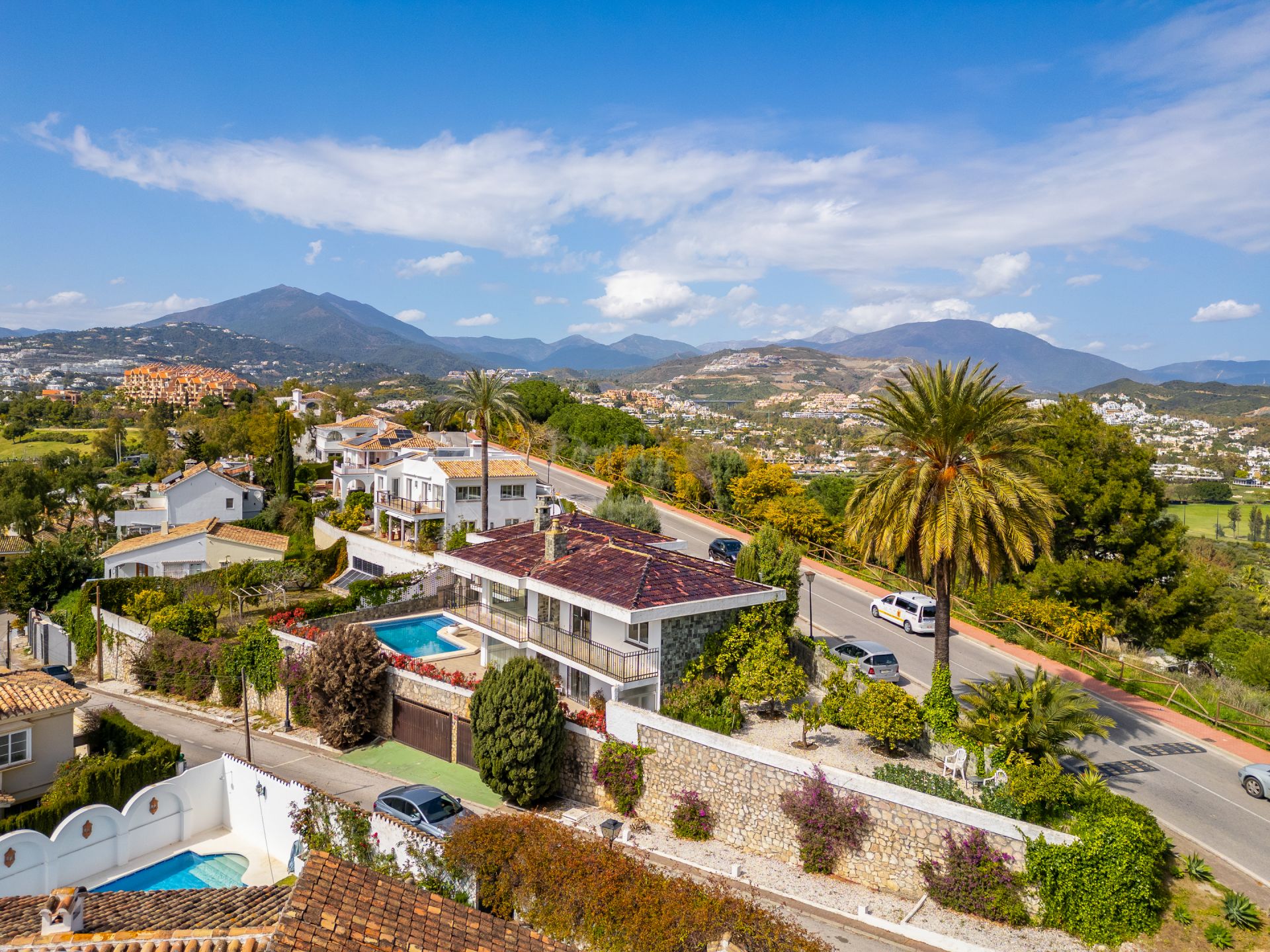 Villa in Nueva Andalucia, Marbella