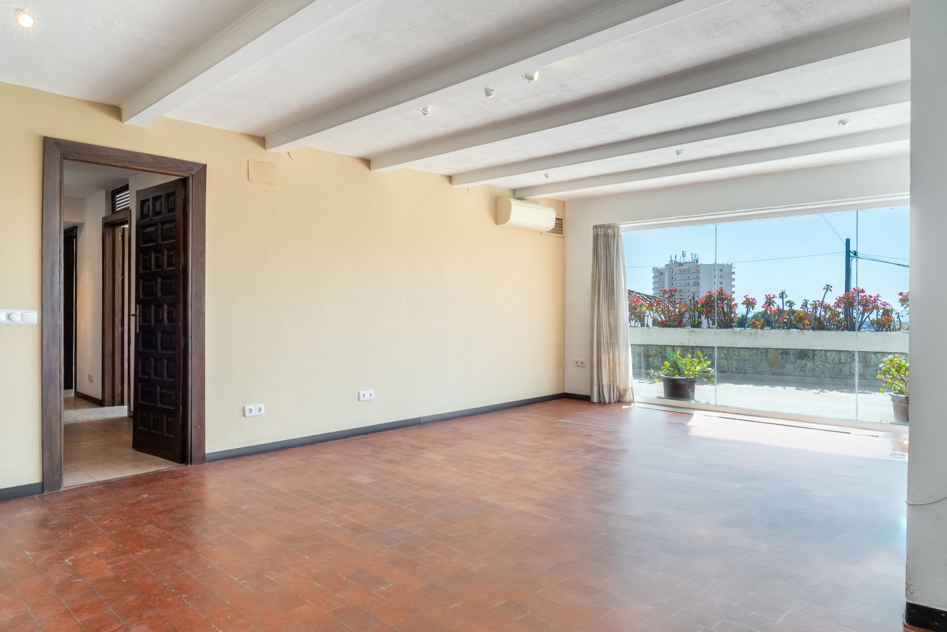 Villa in Nueva Andalucia, Marbella