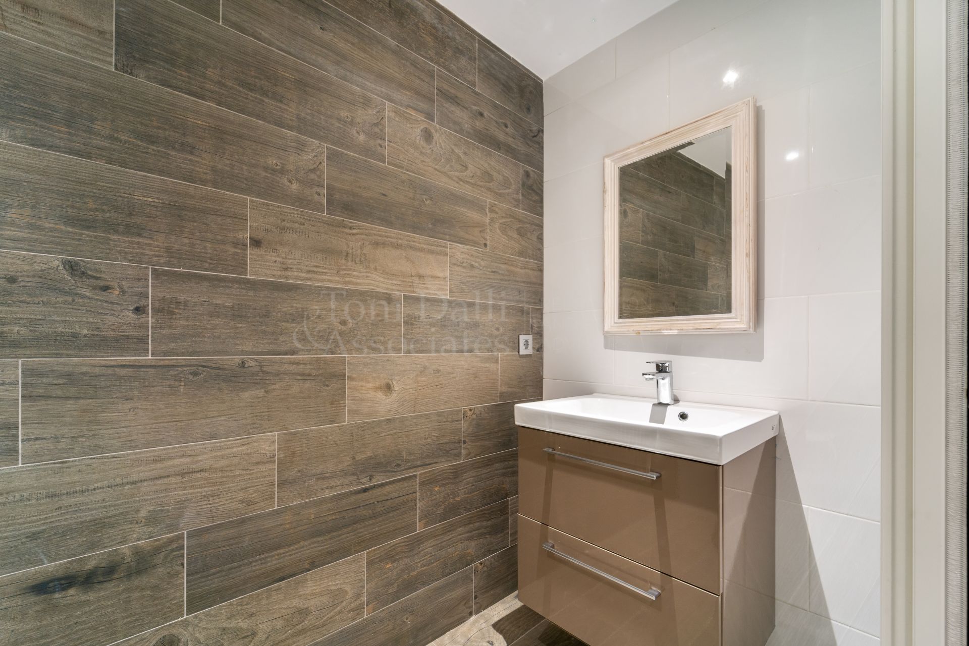 Villa in Nueva Andalucia, Marbella