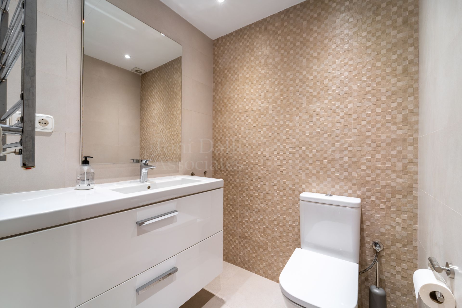 Villa in Nueva Andalucia, Marbella