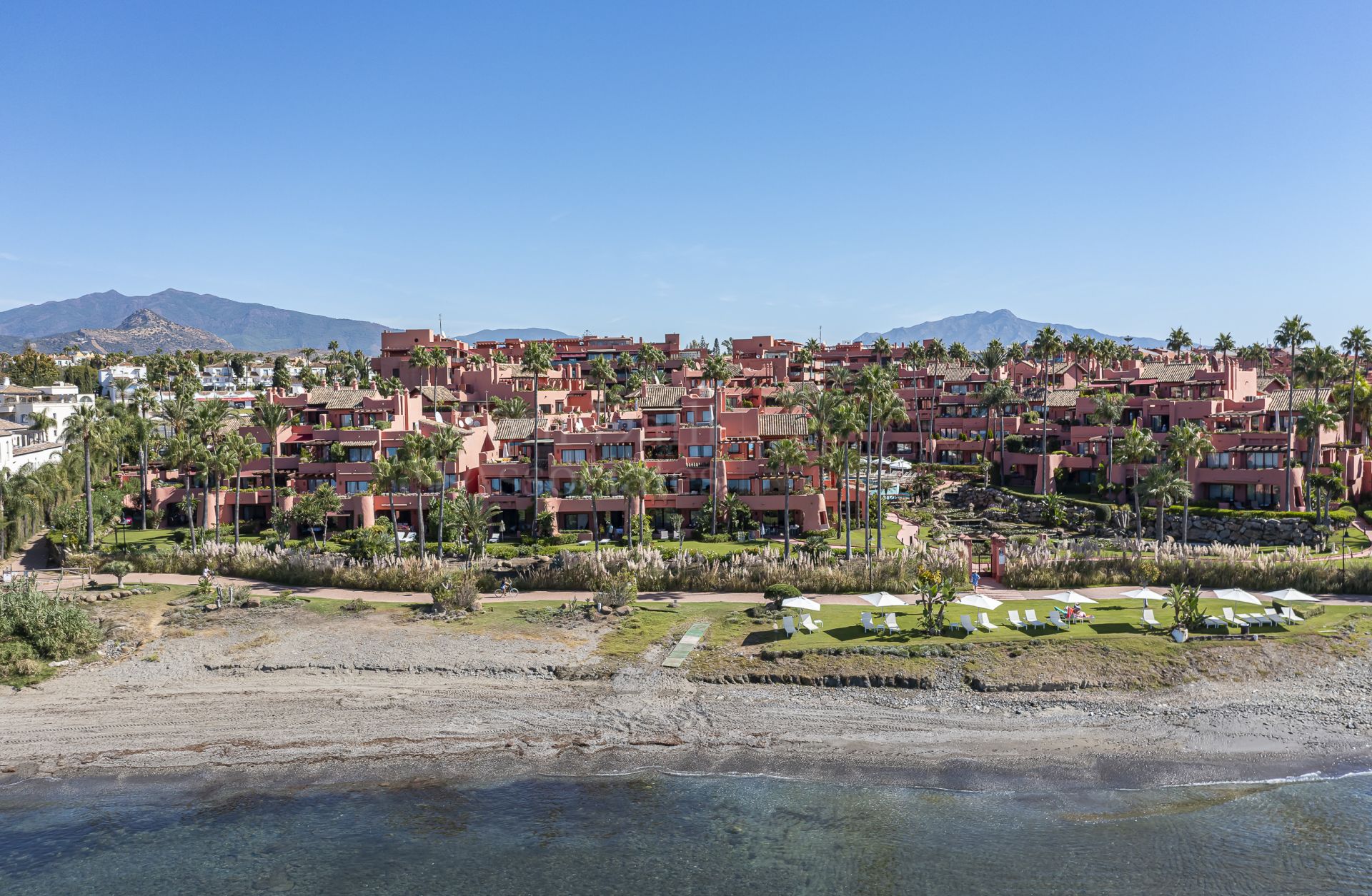 Apartment in Cabo Bermejo, Estepona