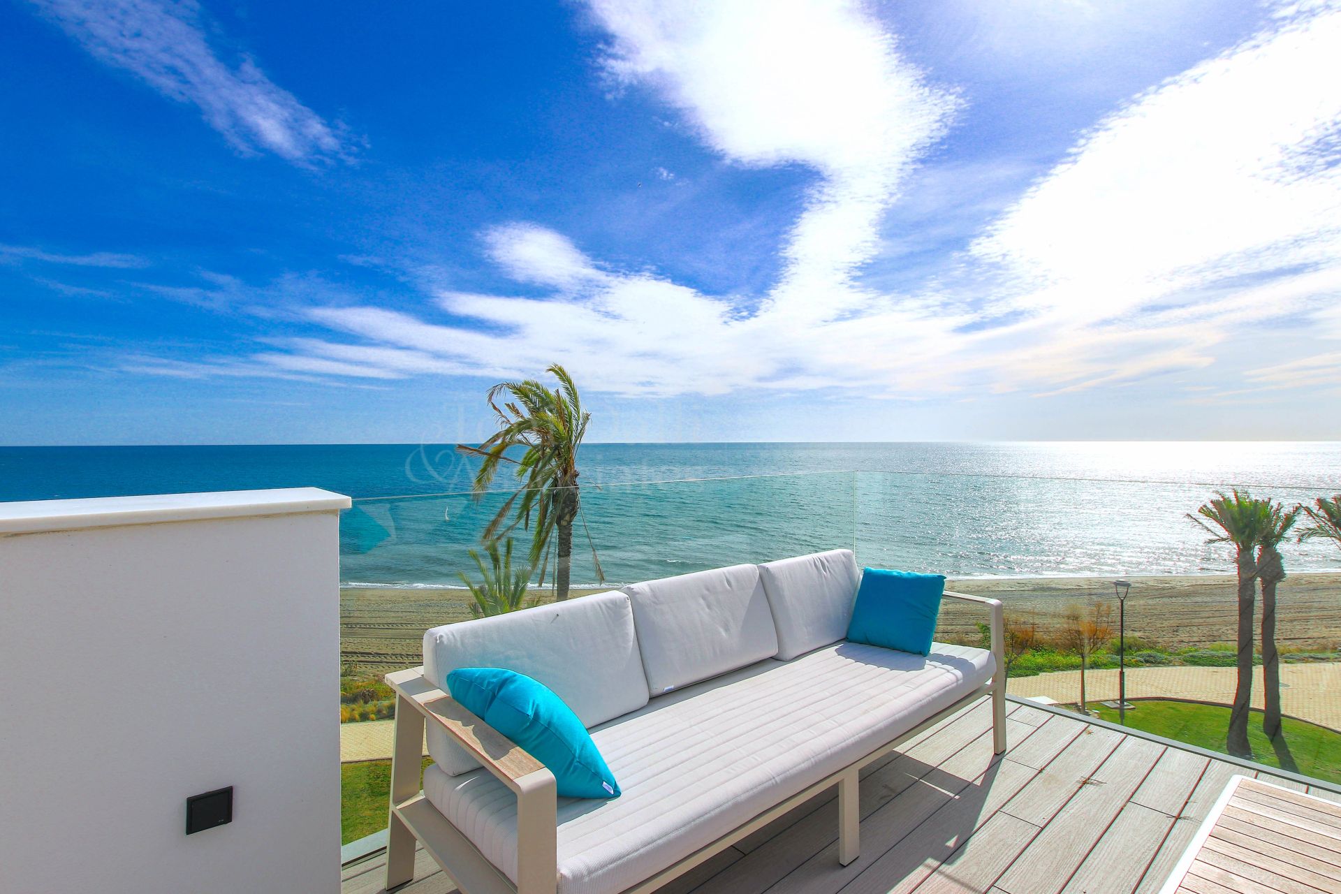 Town House in The Island, Estepona