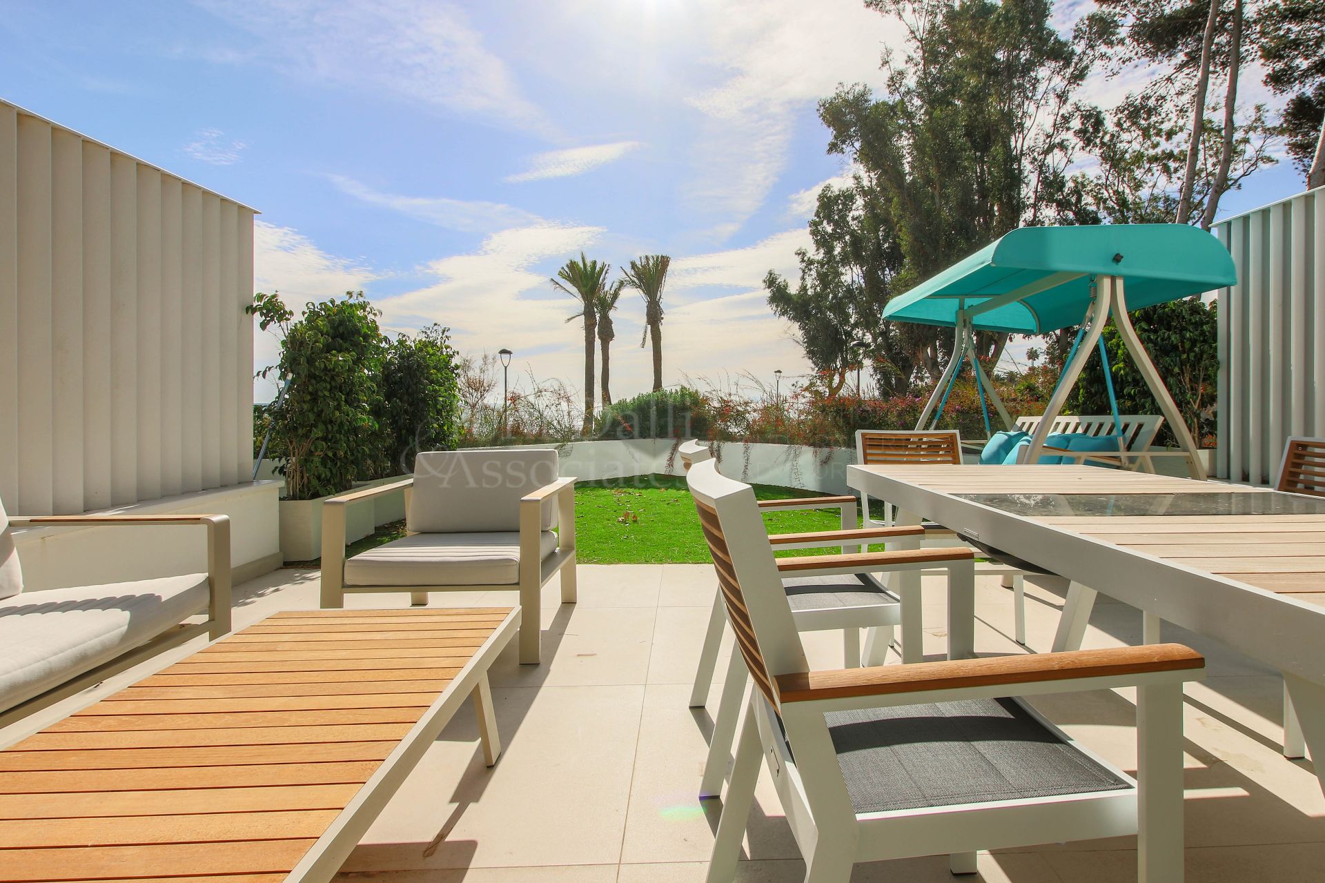 Town House in The Island, Estepona