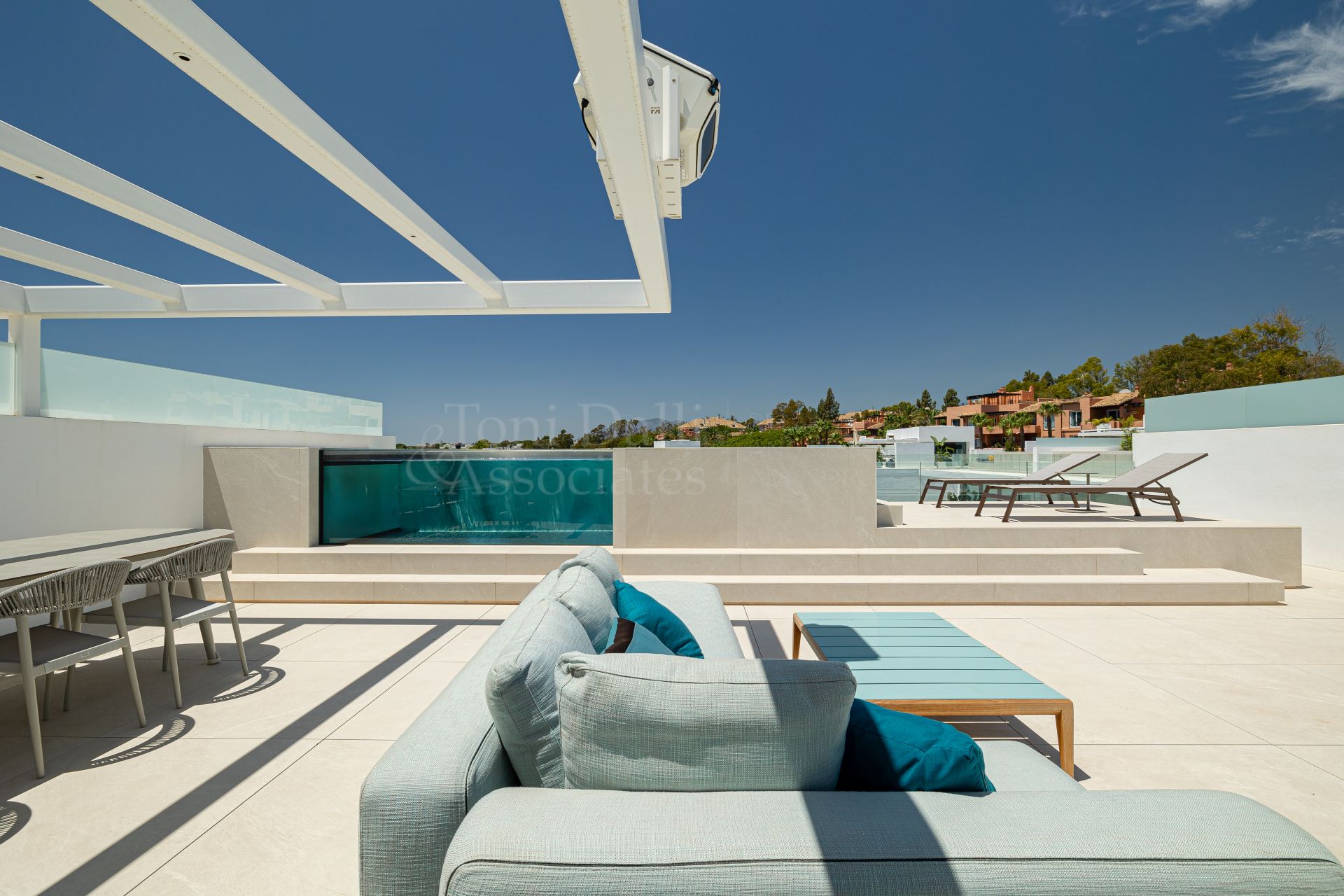 Villa in Vilas 12, Marbella