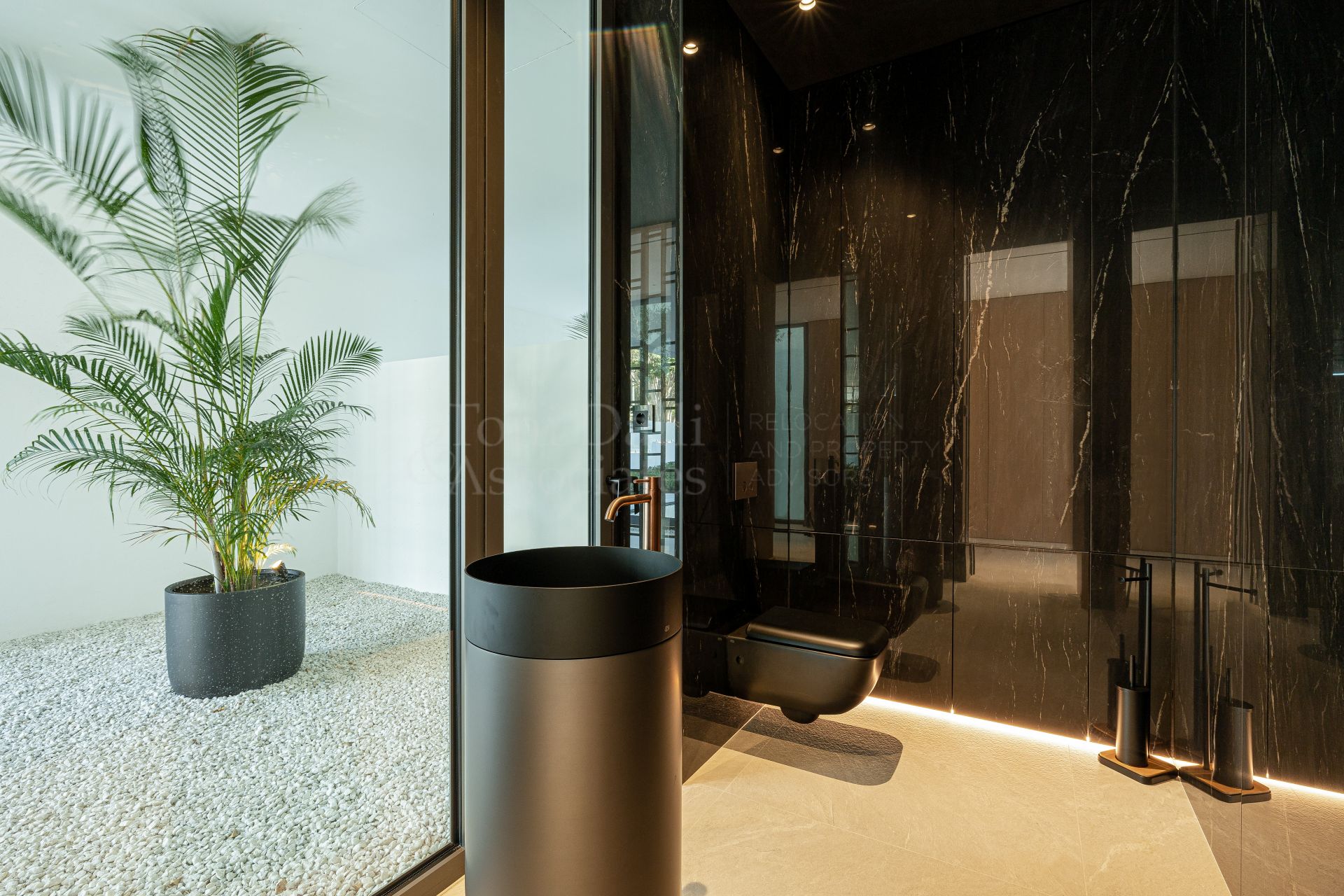 Villa in Vilas 12, Marbella