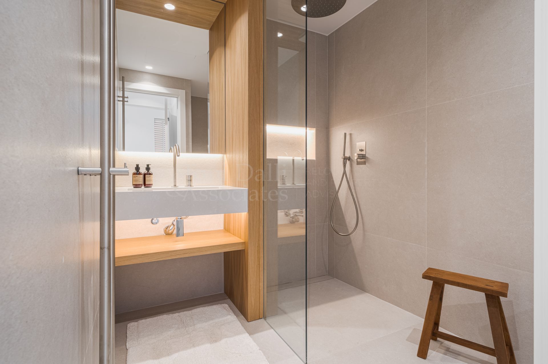 Apartment in Nueva Andalucia, Marbella