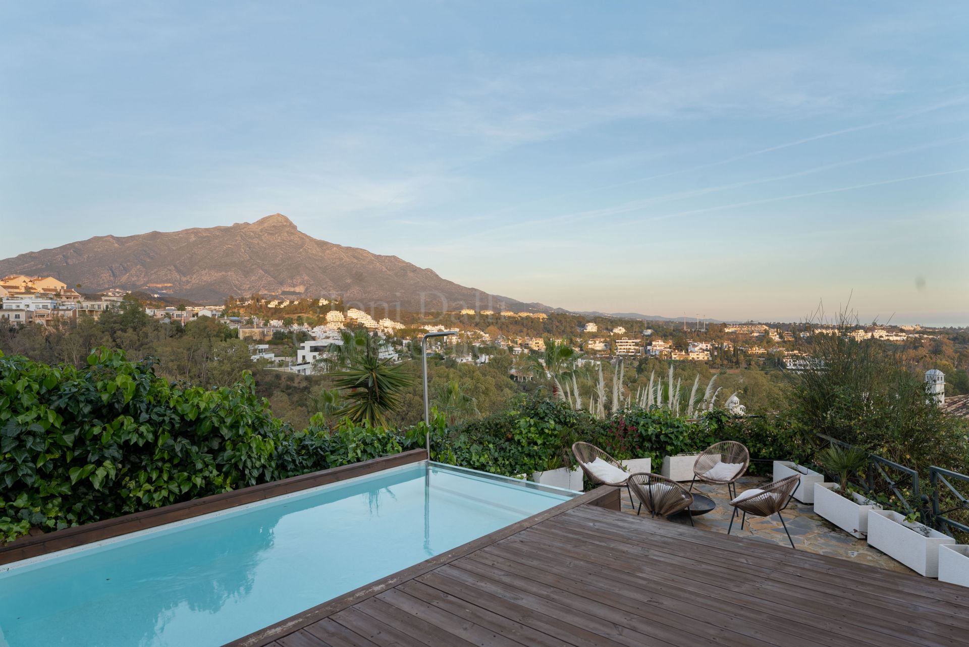 Apartment in Nueva Andalucia, Marbella