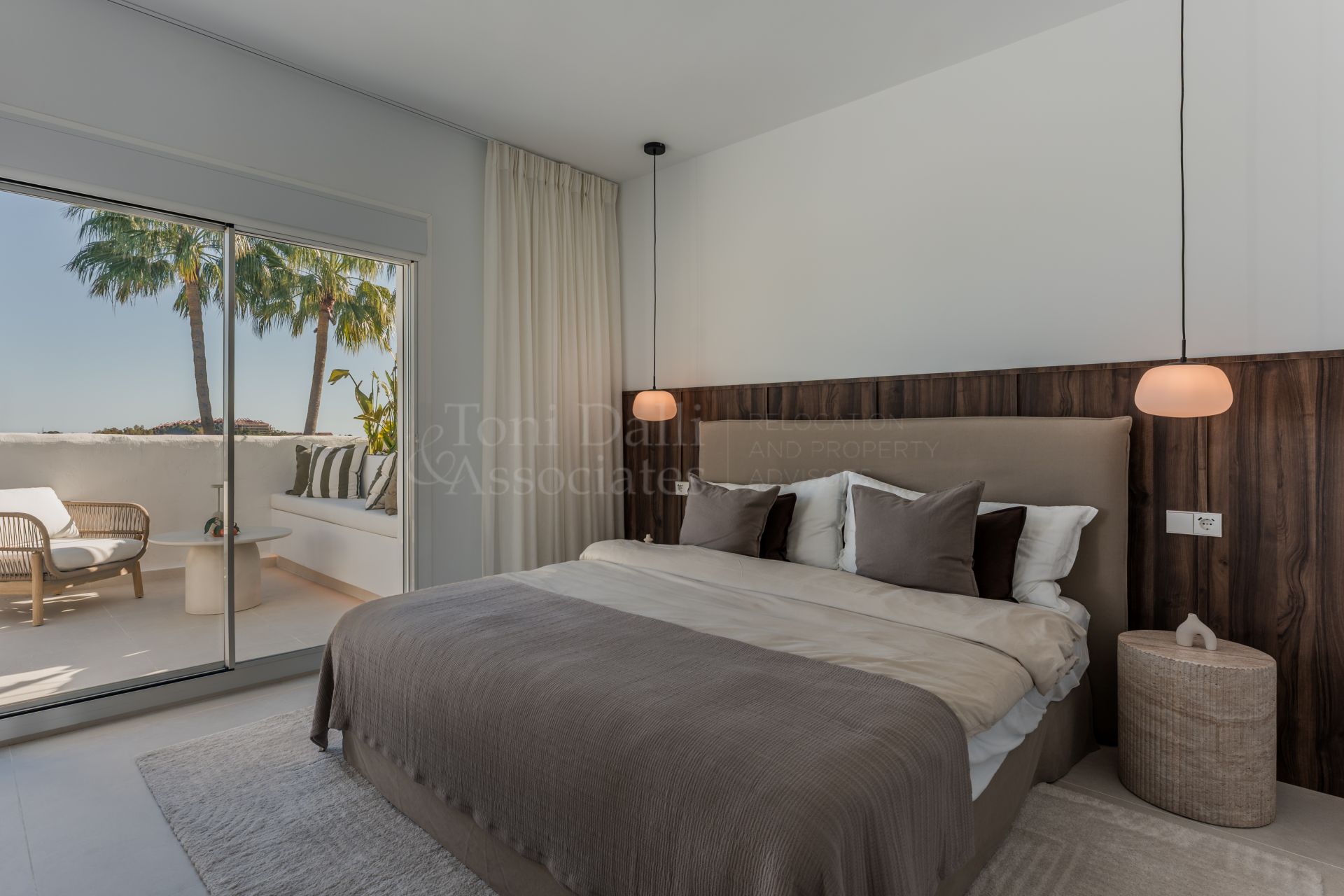 Duplex Penthouse in La Quinta Village, Marbella