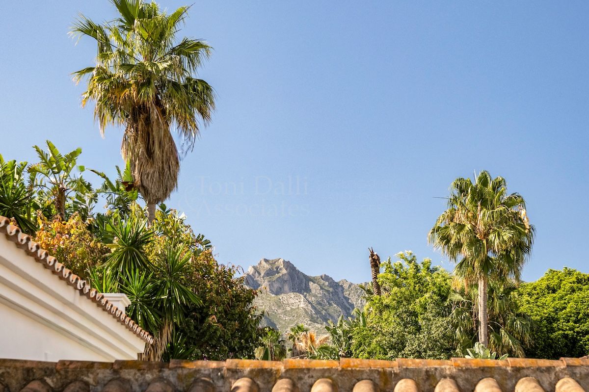 Villa in Rocio de Nagüeles, Marbella