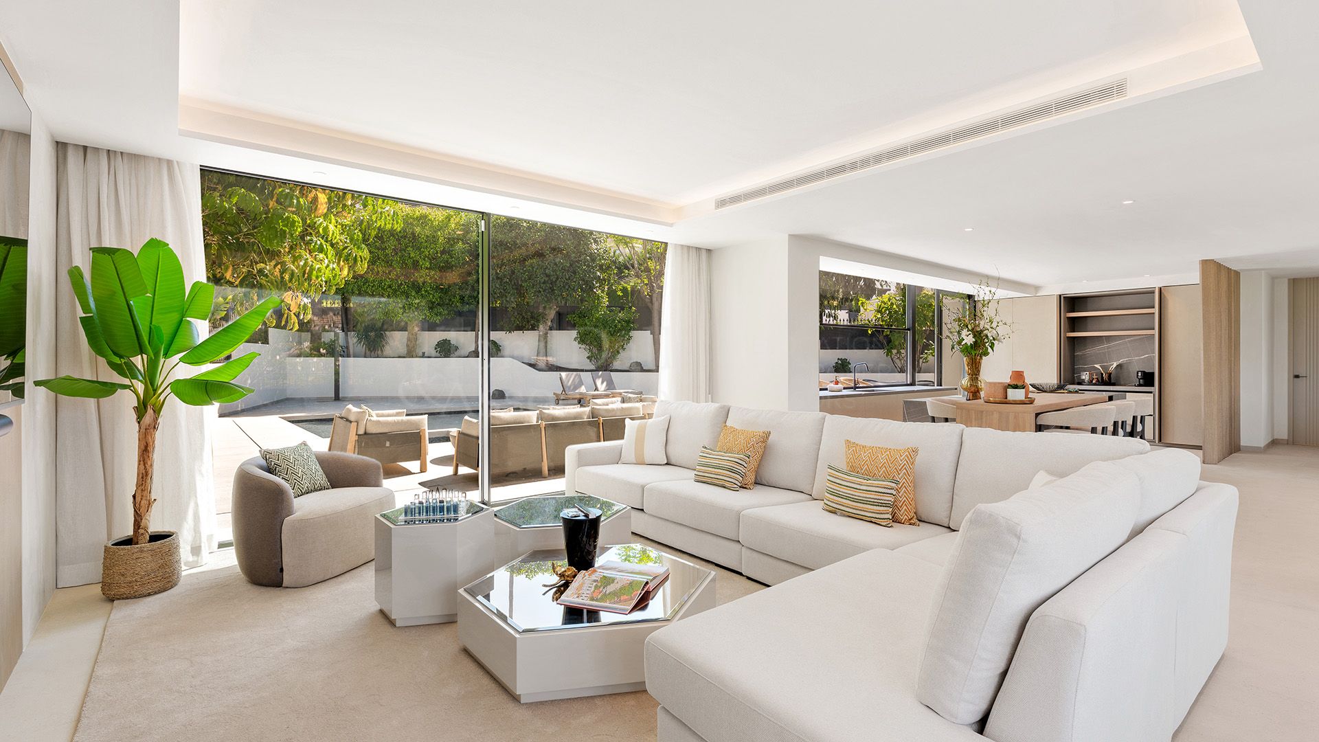 Villa in Las Brisas, Marbella
