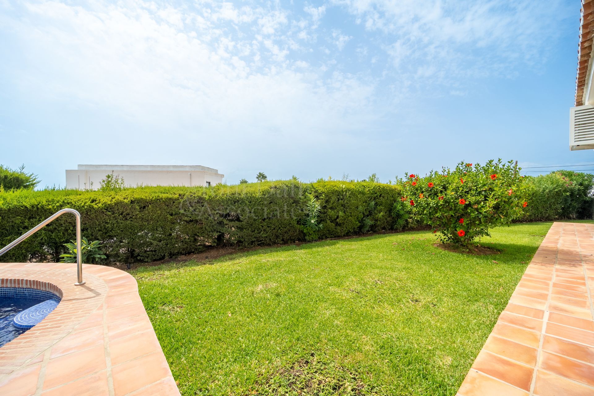 Villa in Elviria, Marbella