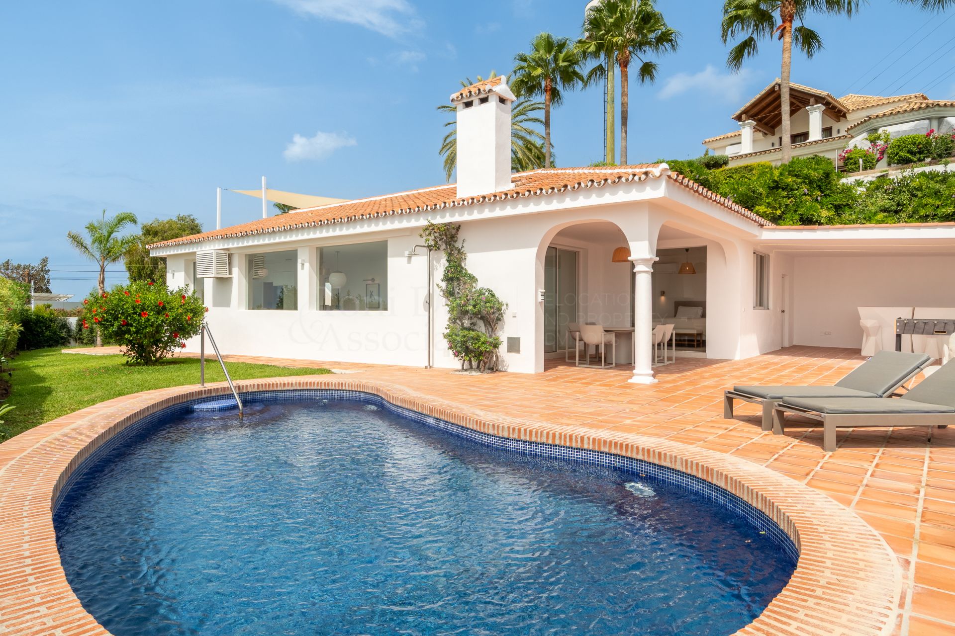 Villa in Elviria, Marbella