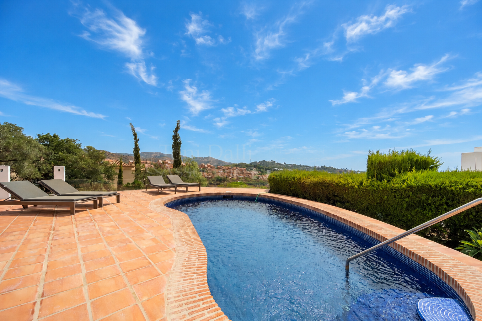 Villa in Elviria, Marbella