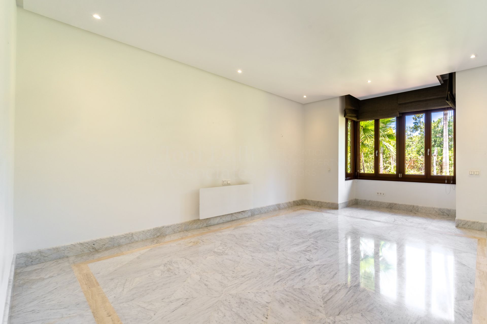 Apartment in Los Monteros Playa, Marbella