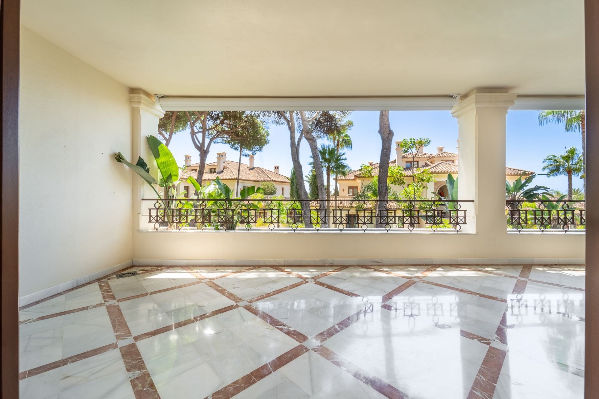 Apartment in Los Monteros Playa, Marbella