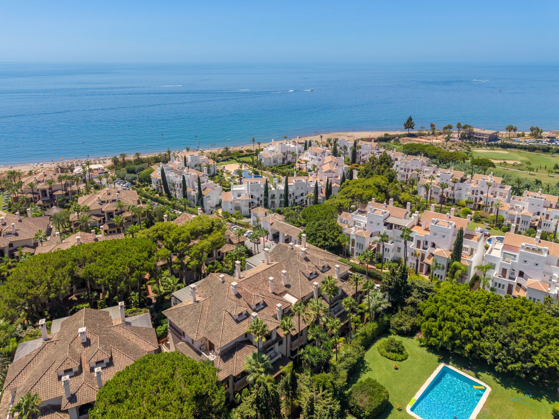 Apartment in Los Monteros Playa, Marbella