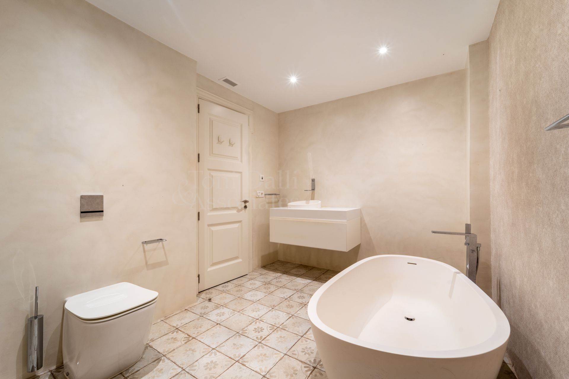 Apartment in Los Monteros Playa, Marbella