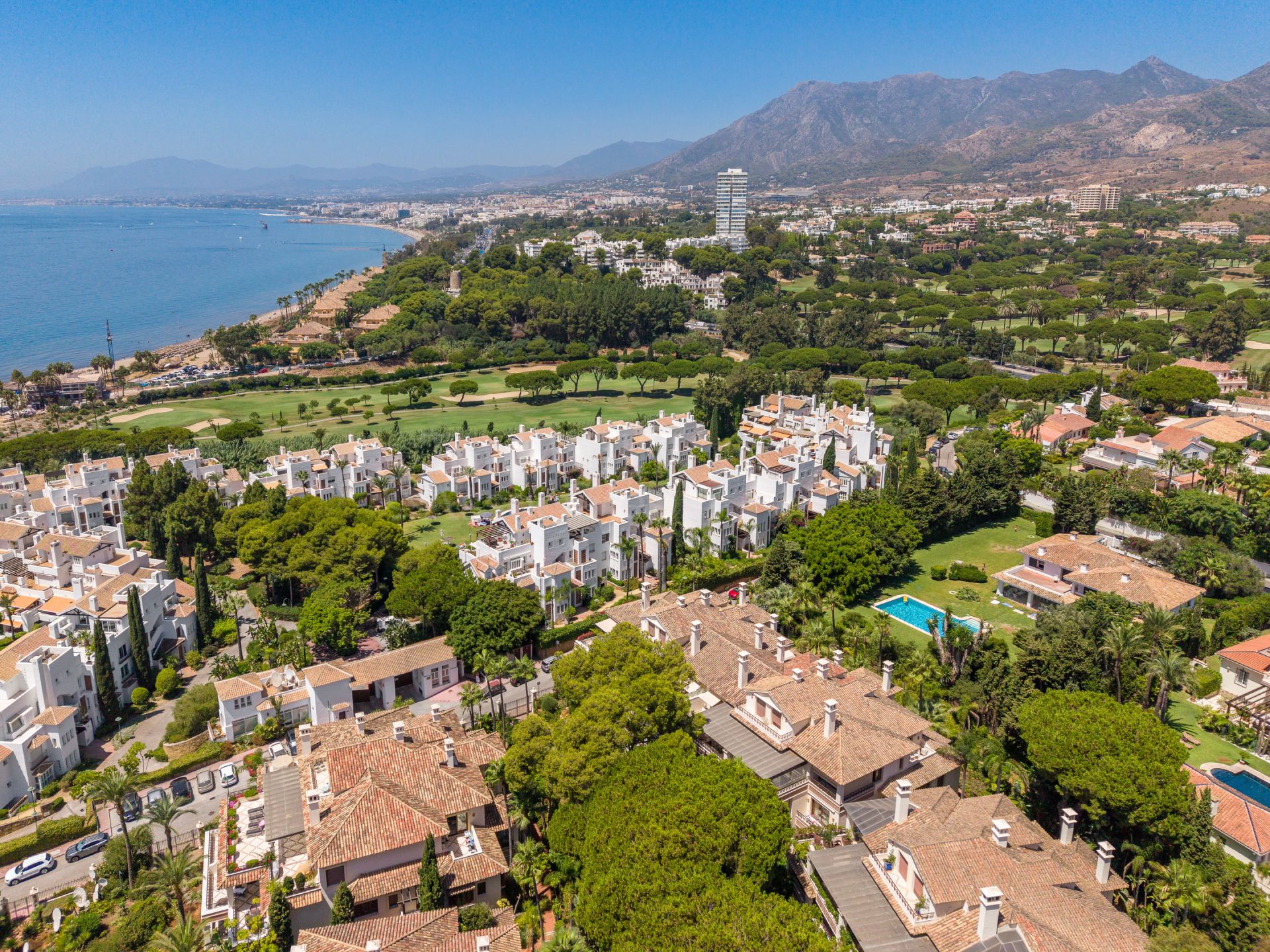 Apartment in Los Monteros Playa, Marbella
