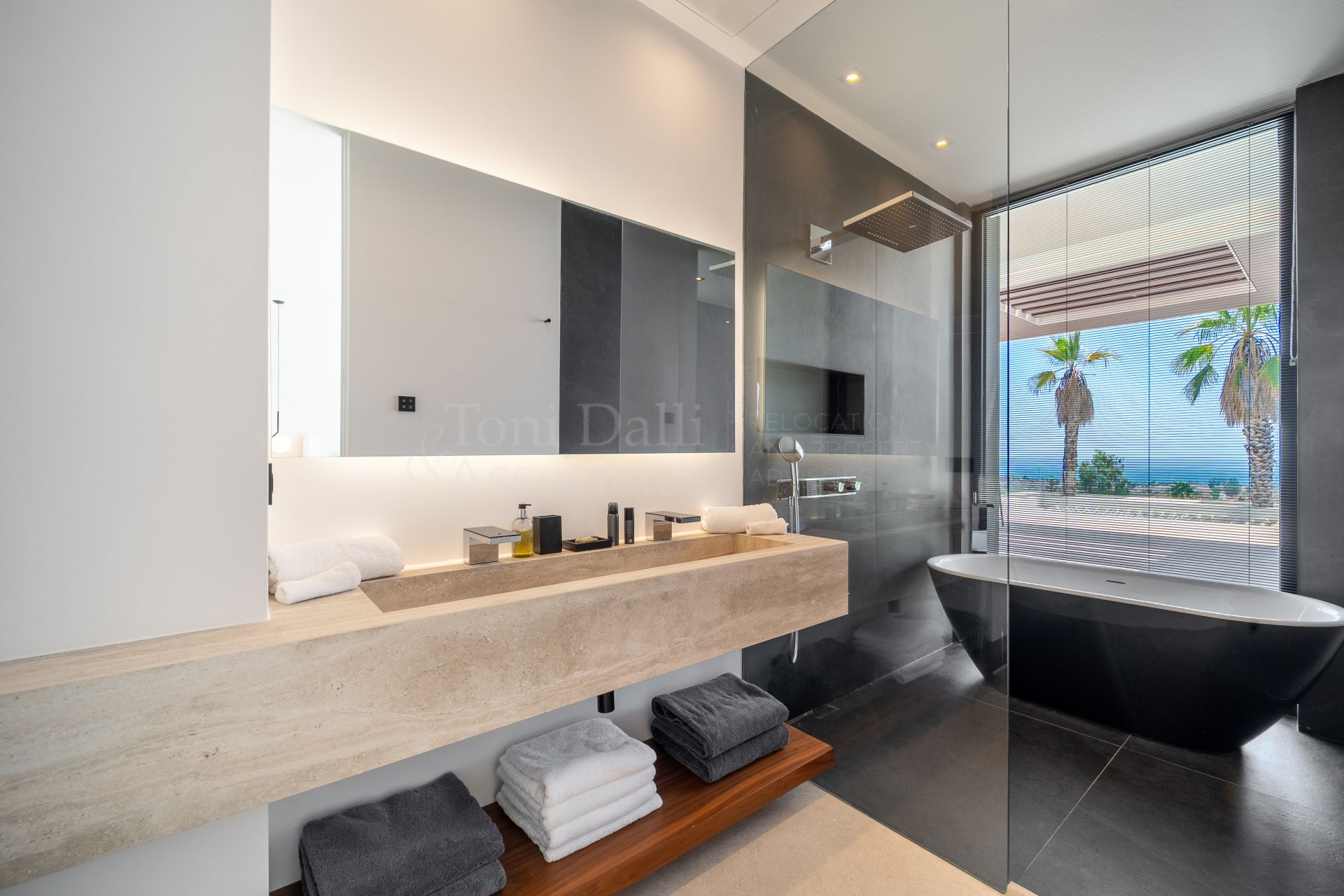 Villa in Los Flamingos, Benahavis