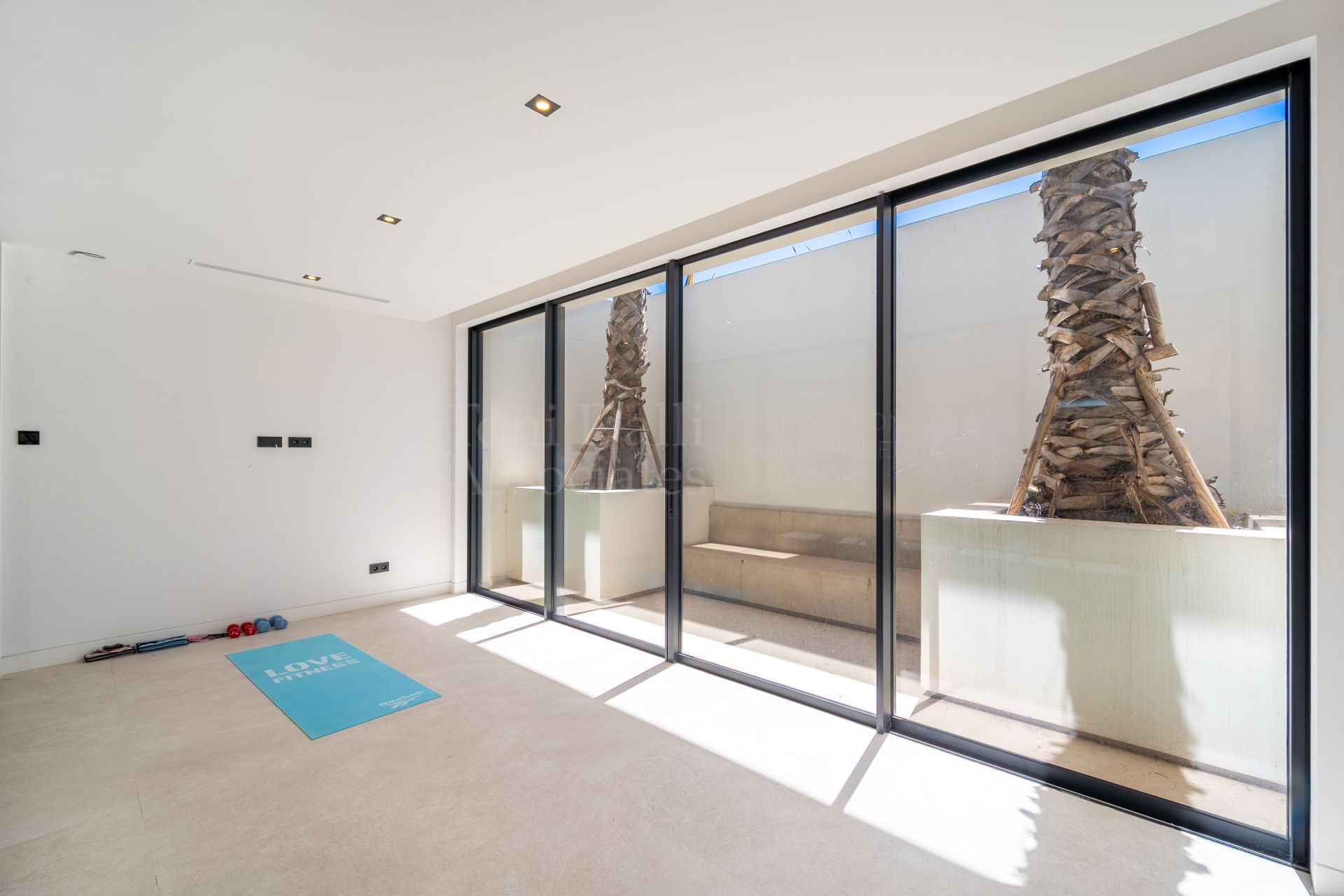 Villa in Los Flamingos, Benahavis