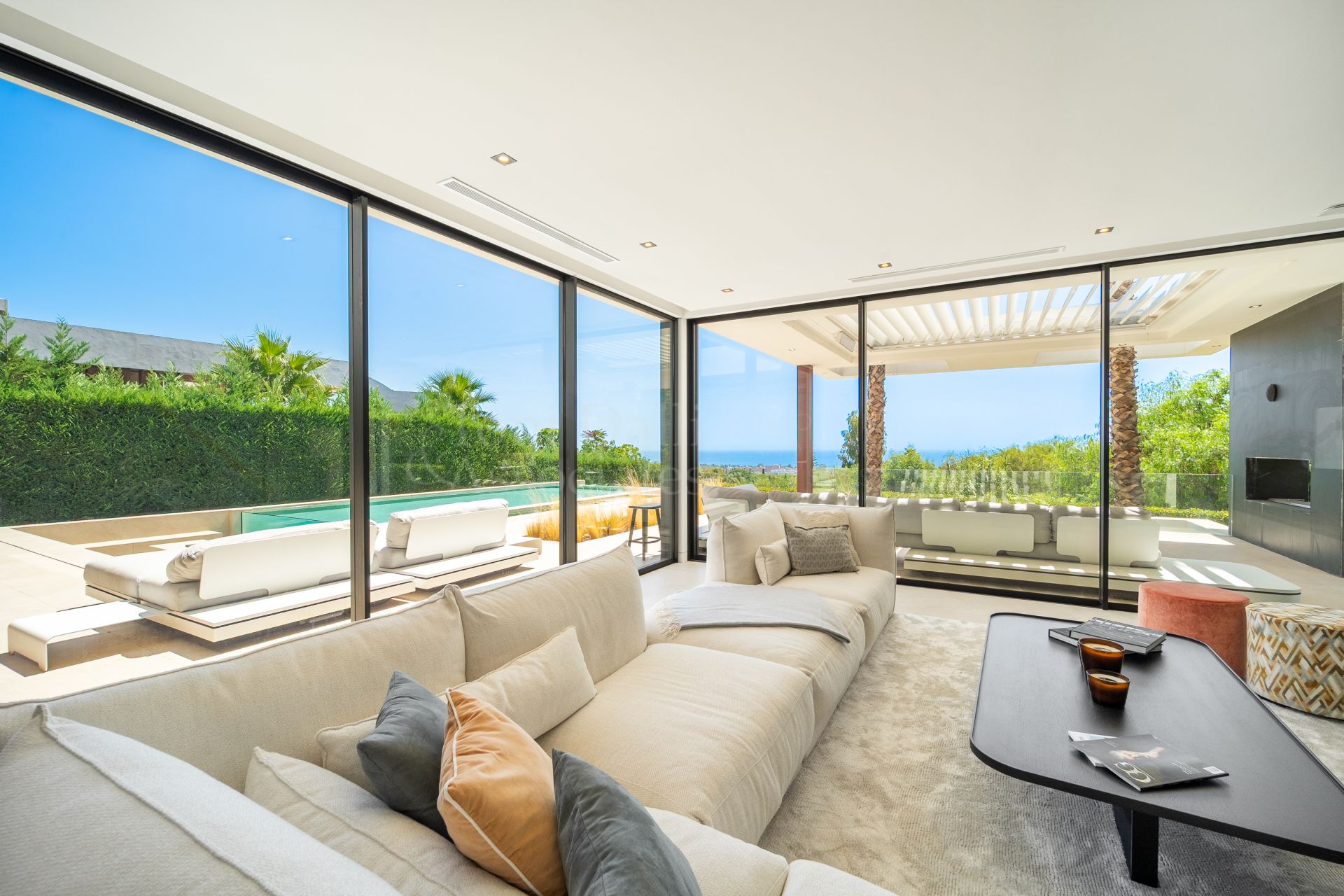 Villa in Los Flamingos, Benahavis