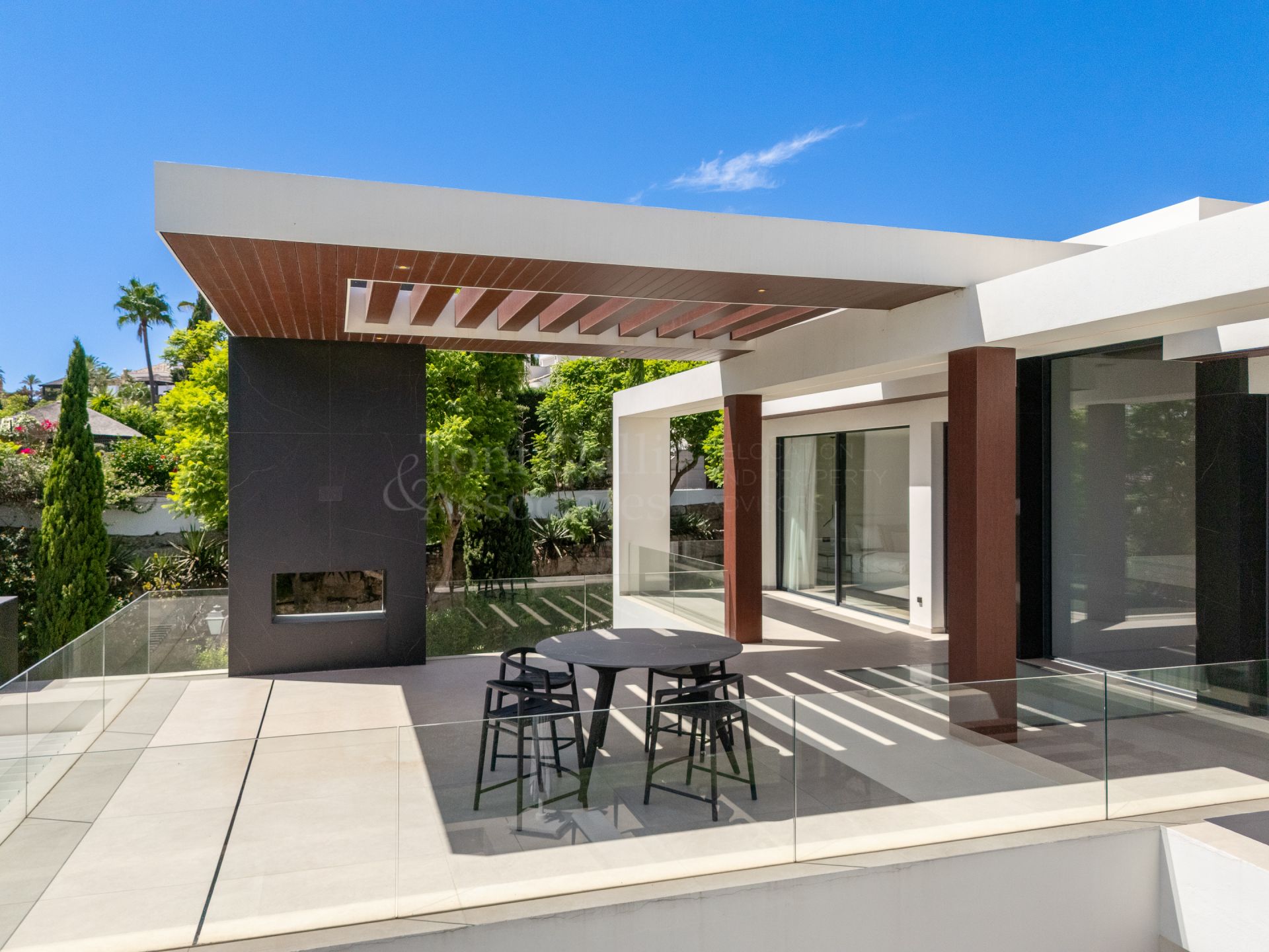 Villa in Los Flamingos, Benahavis