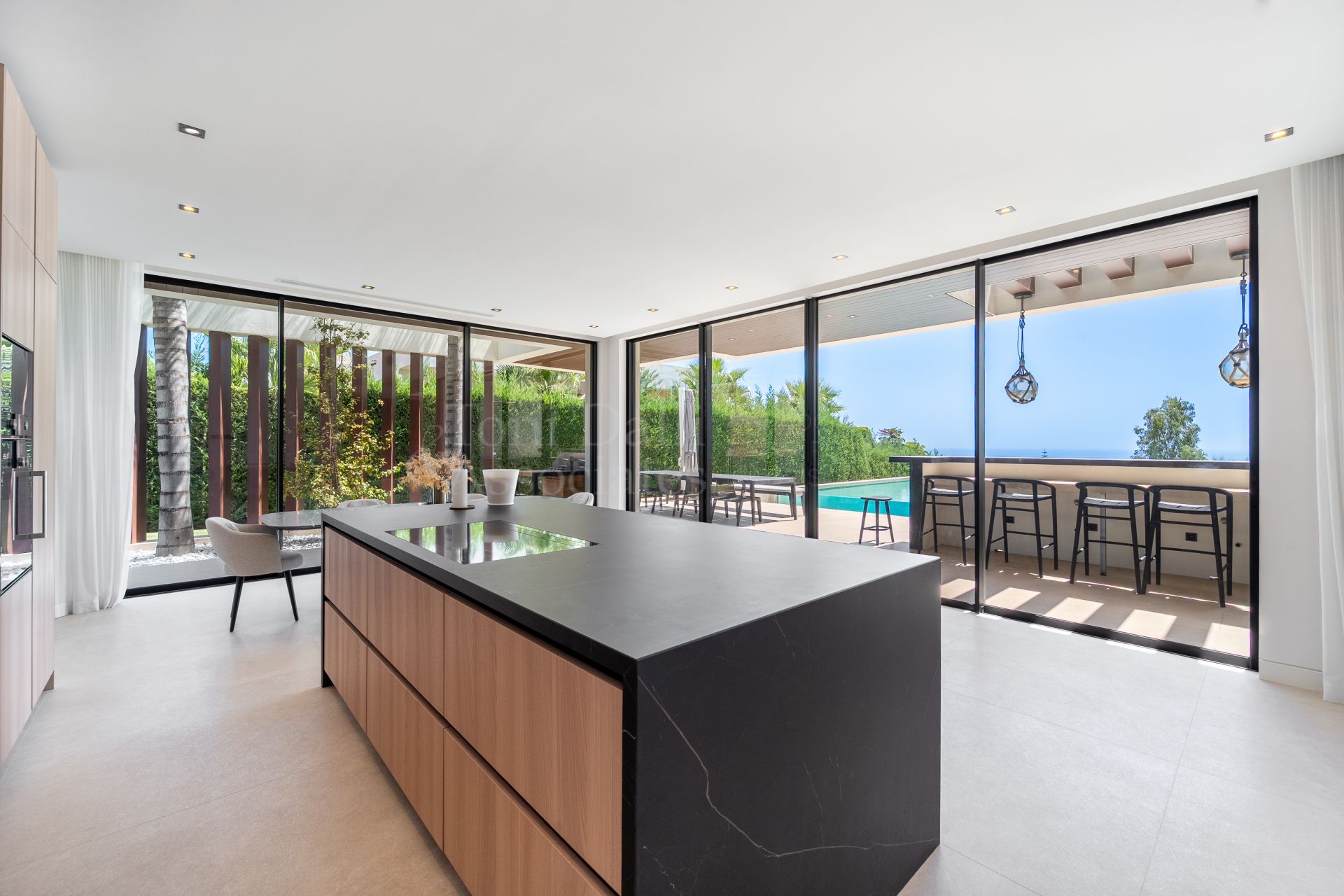Villa in Los Flamingos, Benahavis