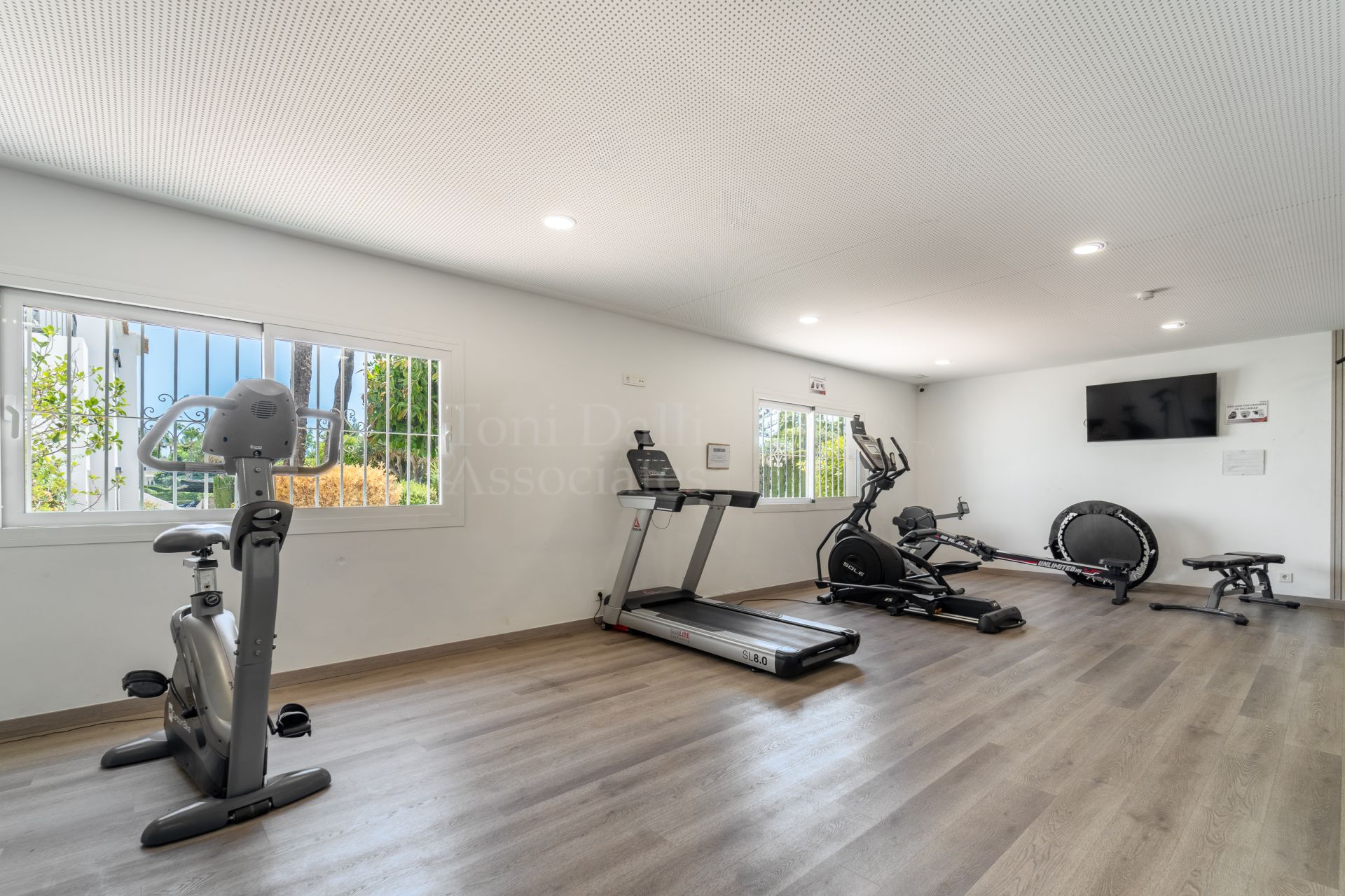 Penthouse in Los Dragos, Marbella