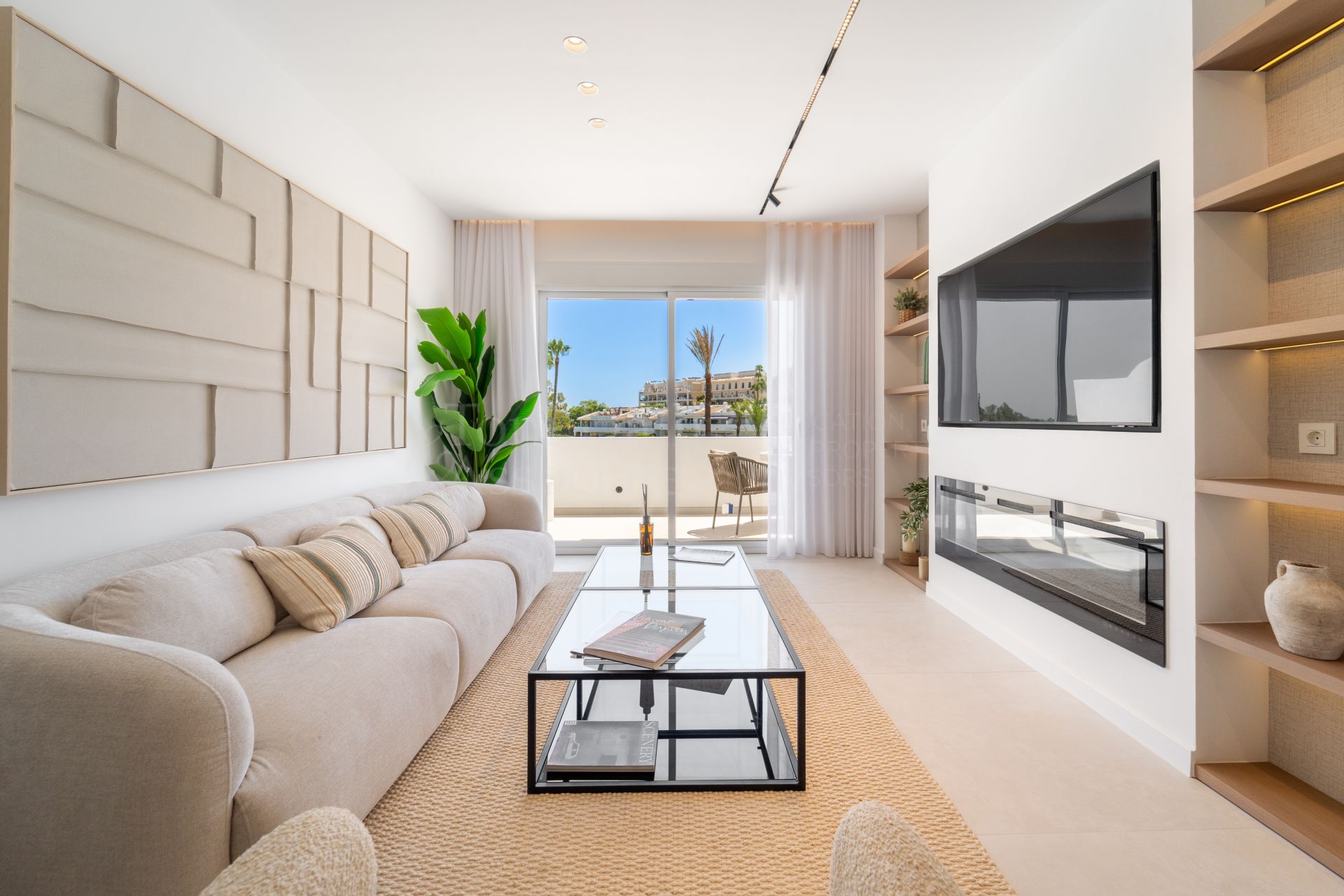 Penthouse in Los Dragos, Marbella