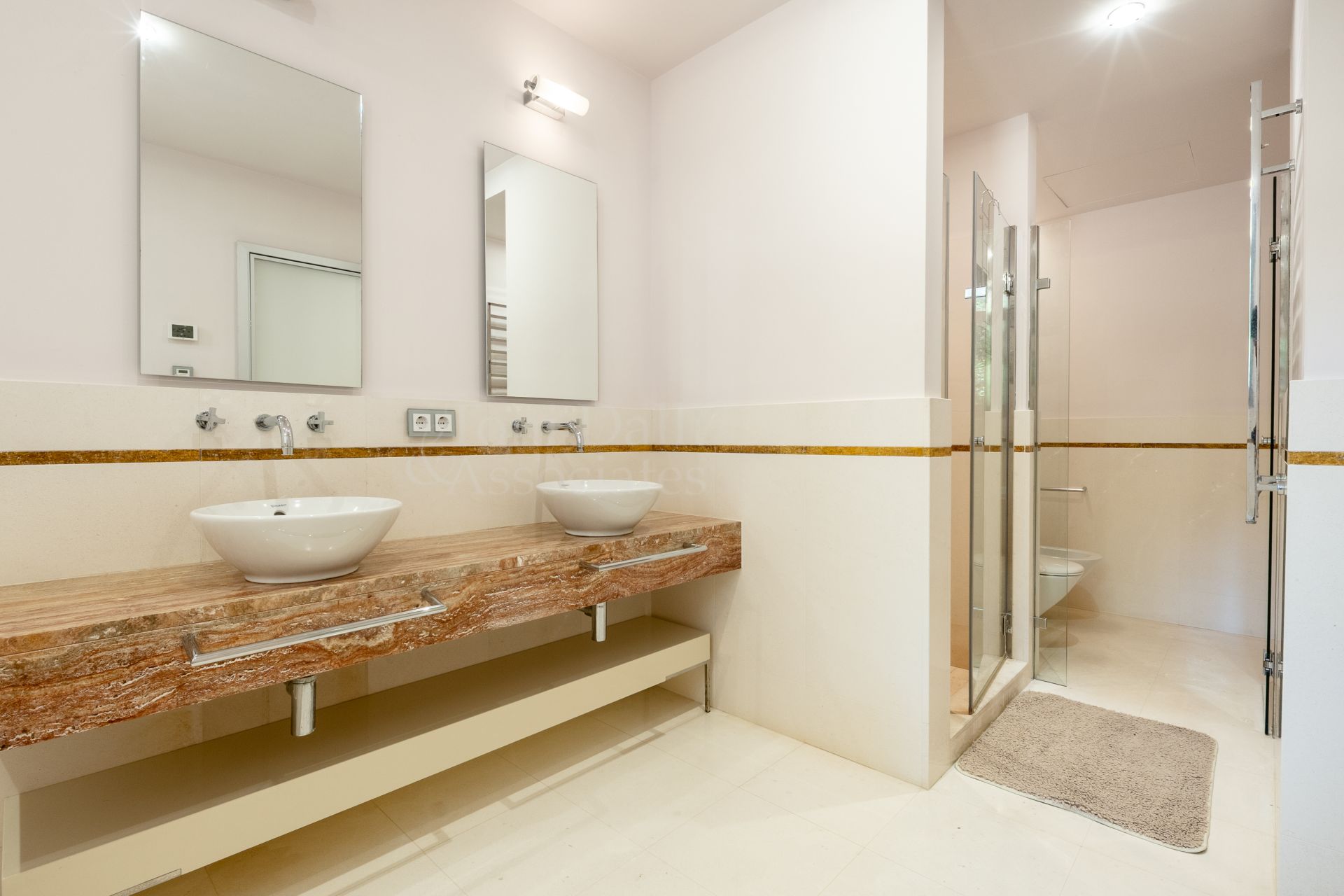 Semi Detached Villa in Meisho Hills, Marbella