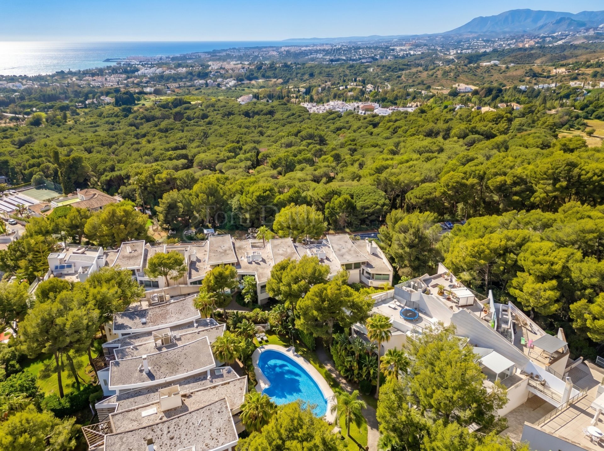 Semi Detached Villa in Meisho Hills, Marbella