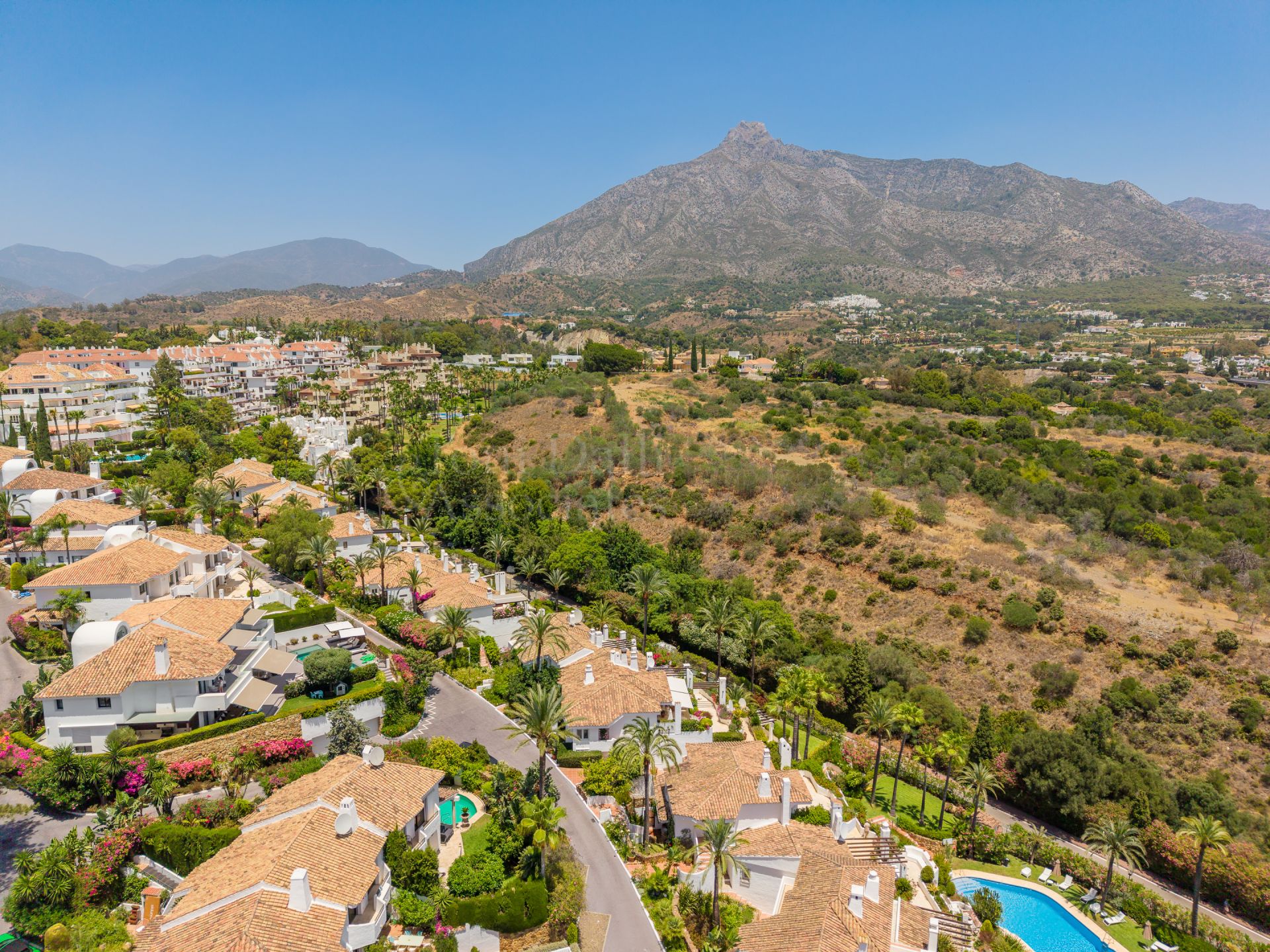 Semi Detached Villa in Ancon Sierra, Marbella