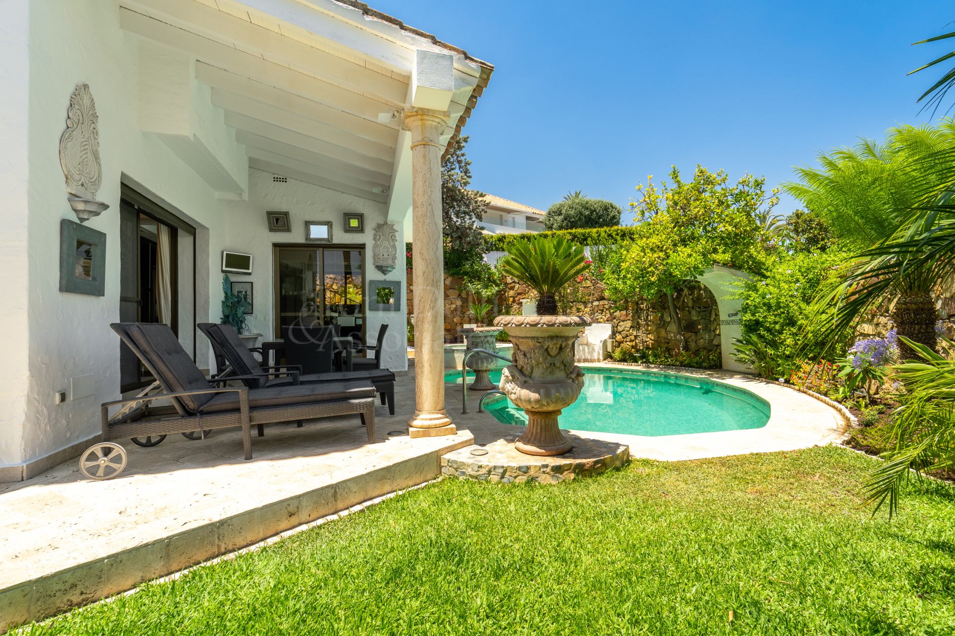 Semi Detached Villa in Ancon Sierra, Marbella