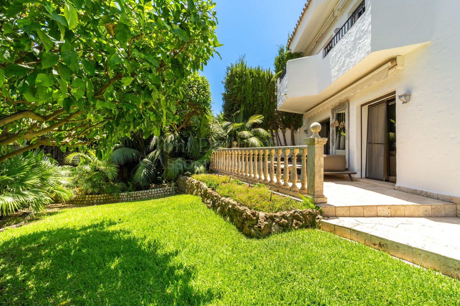 Semi Detached Villa in Ancon Sierra, Marbella