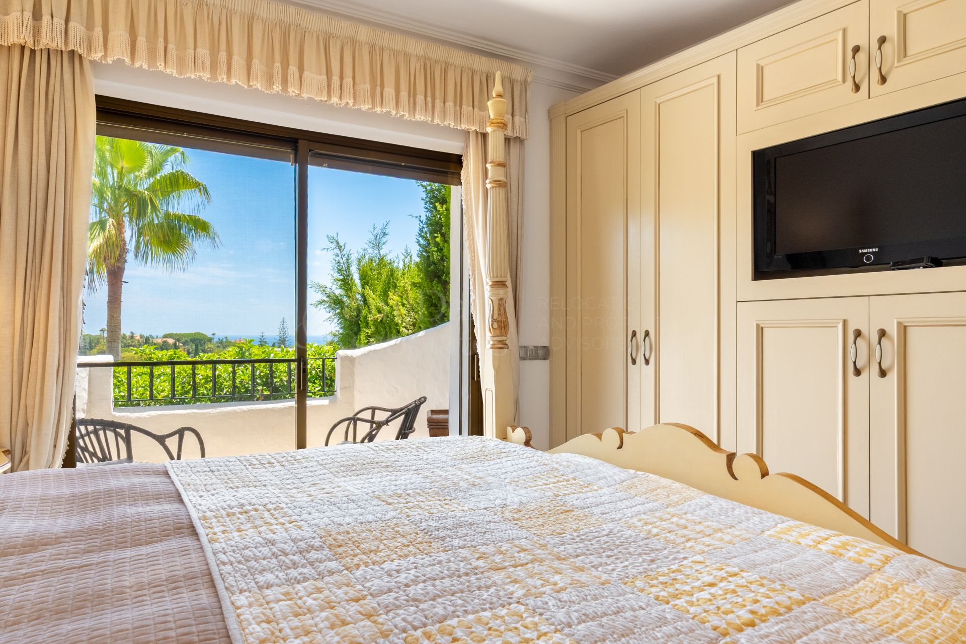 Semi Detached Villa in Ancon Sierra, Marbella