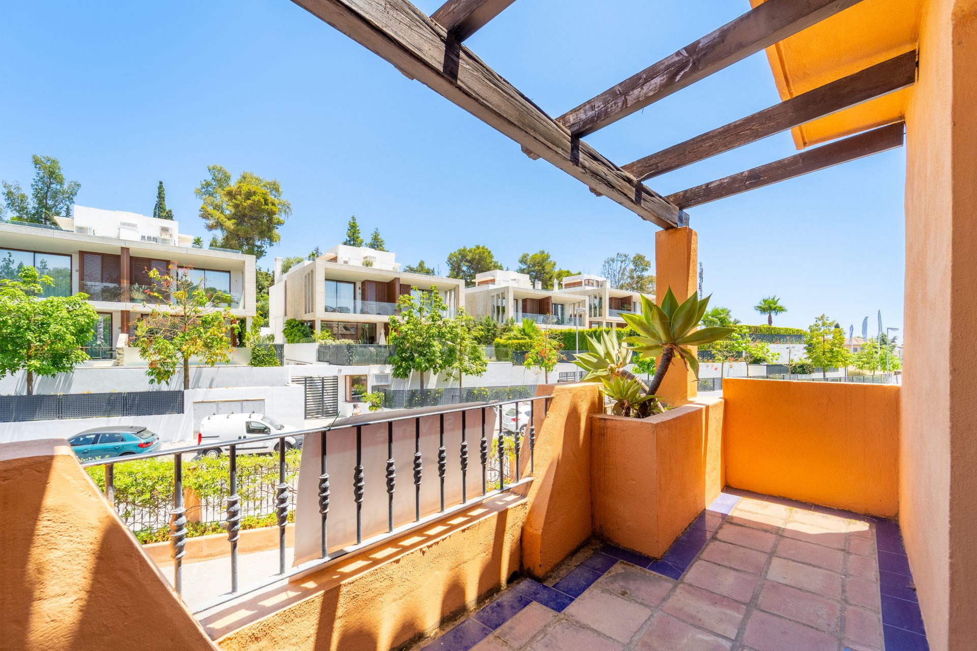 Town House in Lomas de Puente Romano, Marbella