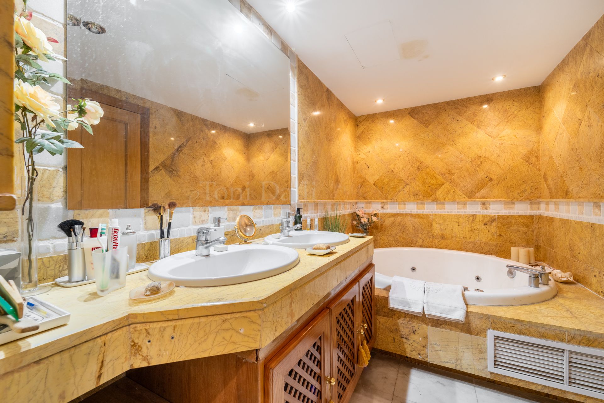 Town House in Lomas de Puente Romano, Marbella