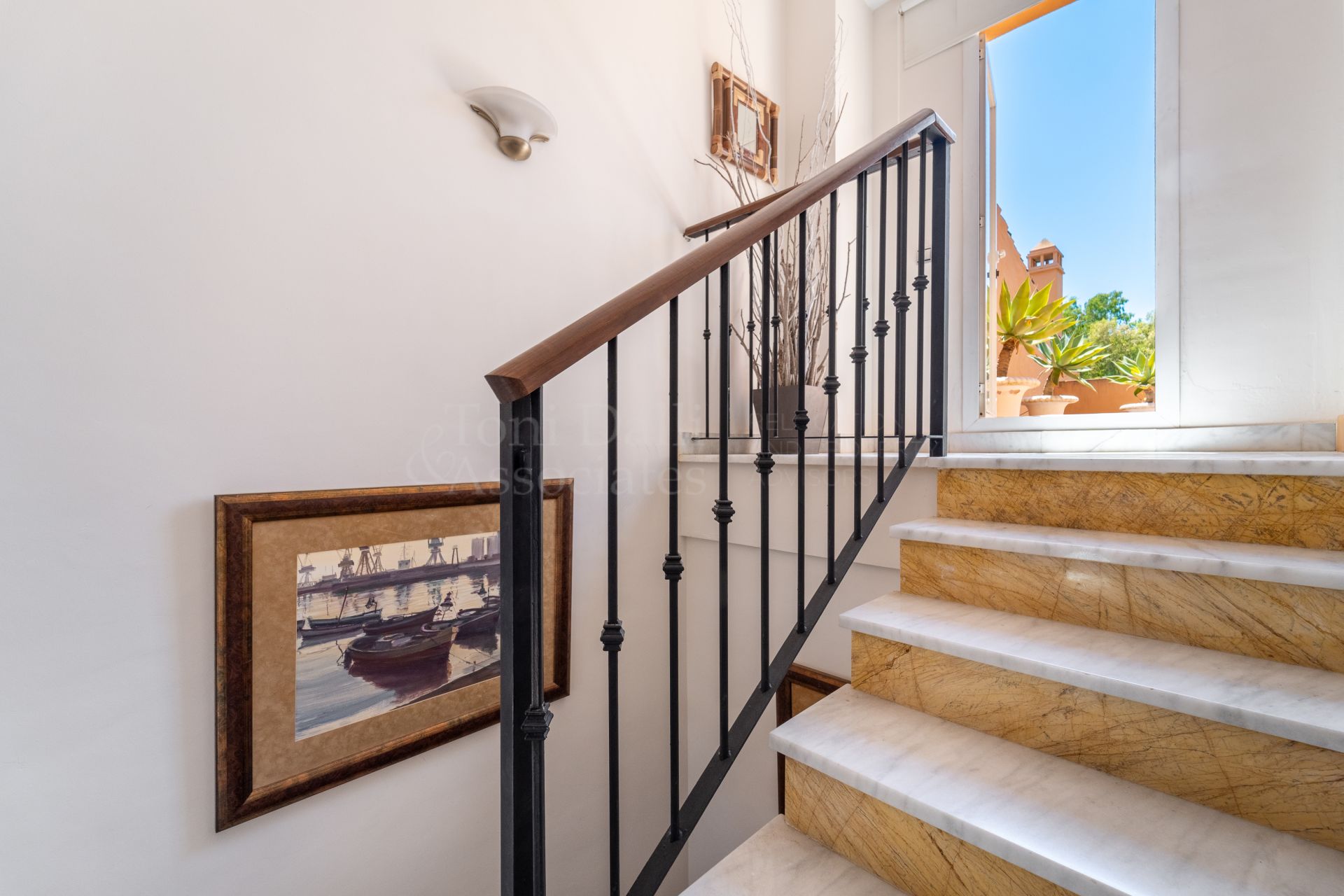 Town House in Lomas de Puente Romano, Marbella